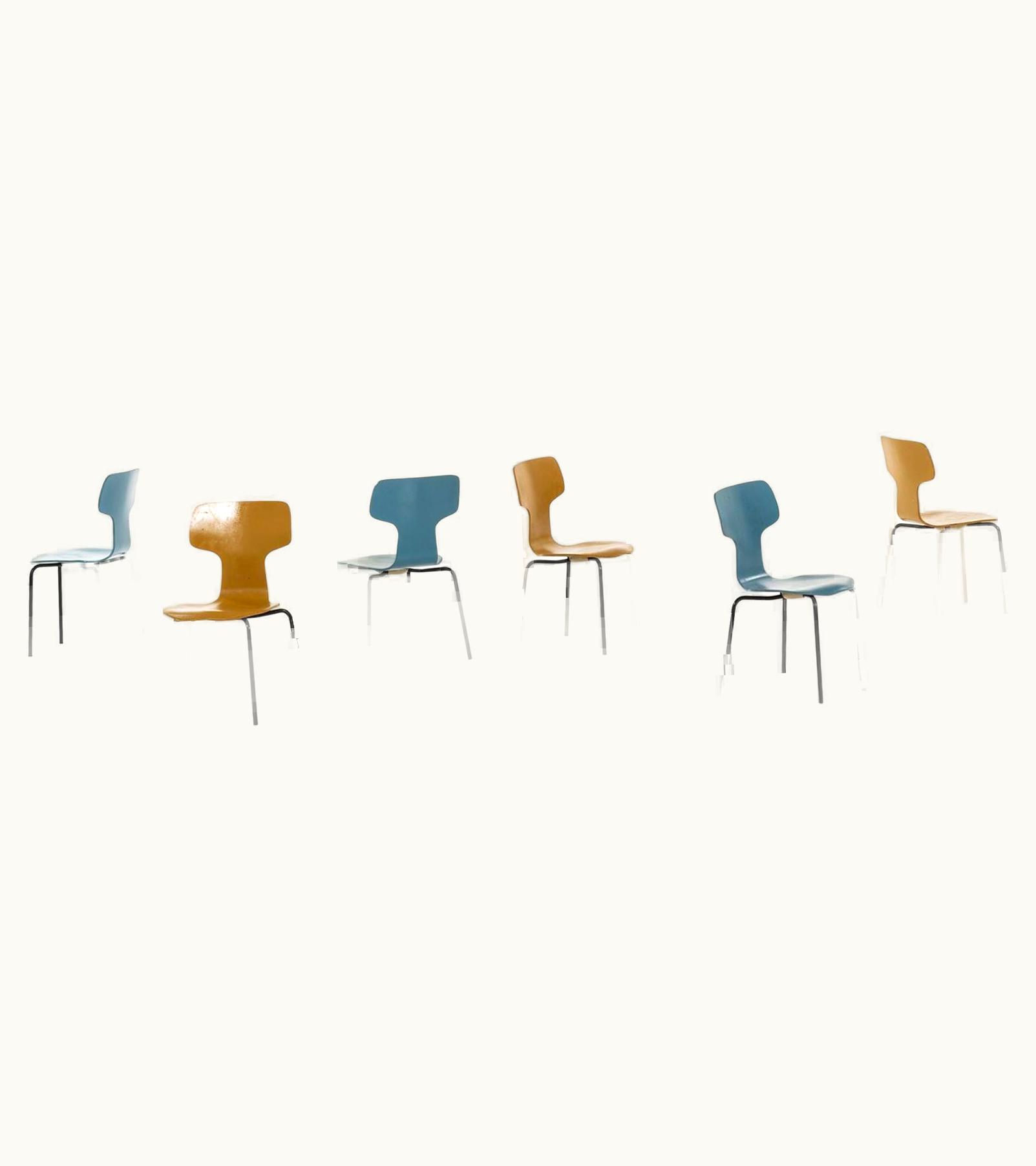 Arne Jacobsen Arne Jacobsen Children T-Chairs Produced By Fritz Hansen In Denmark