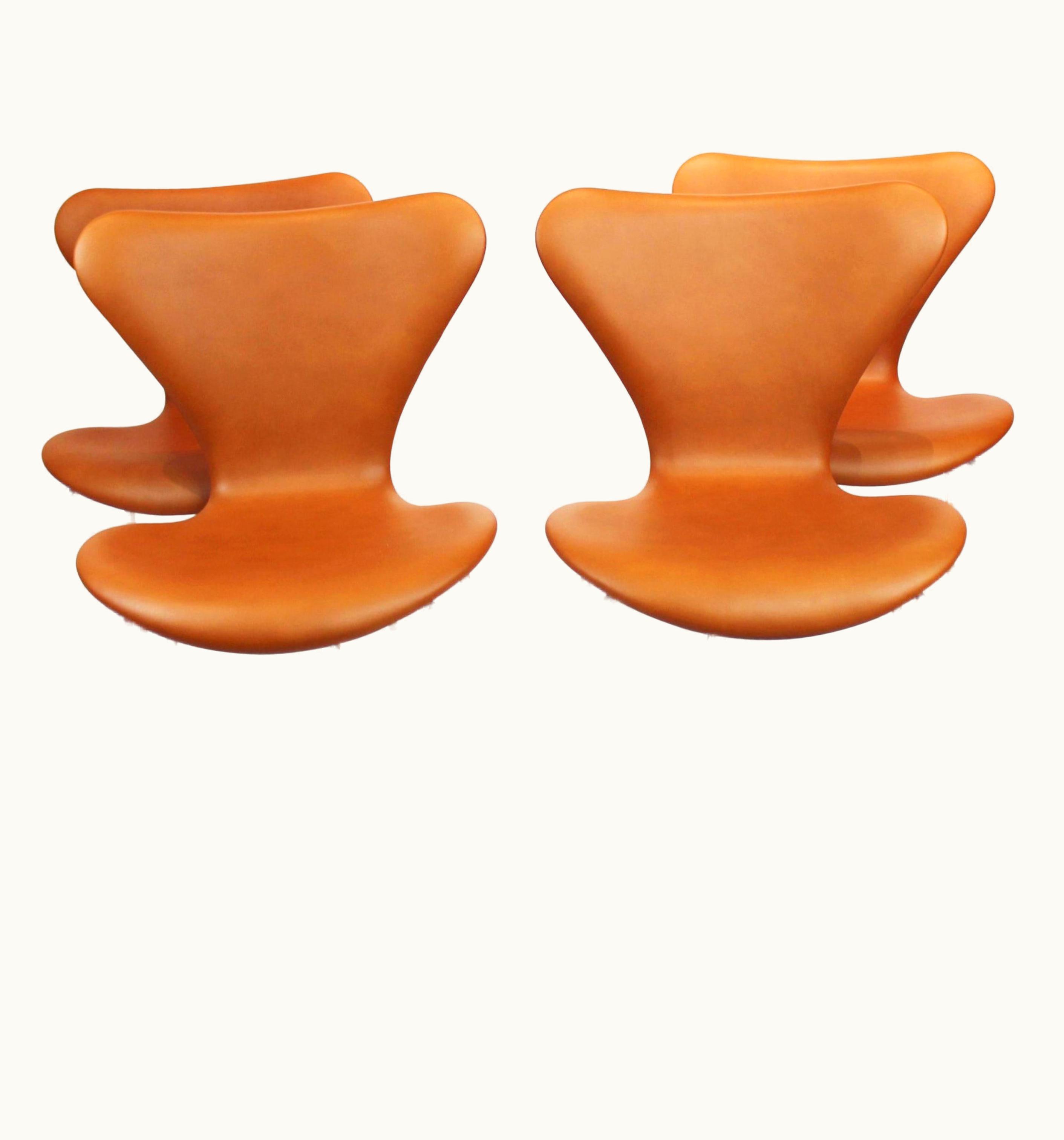 Arne Jacobsen Arne Jacobsen Set Of Four Series Seven Chairs, Model 3107, Cognac Leather, Arne Jacobsen