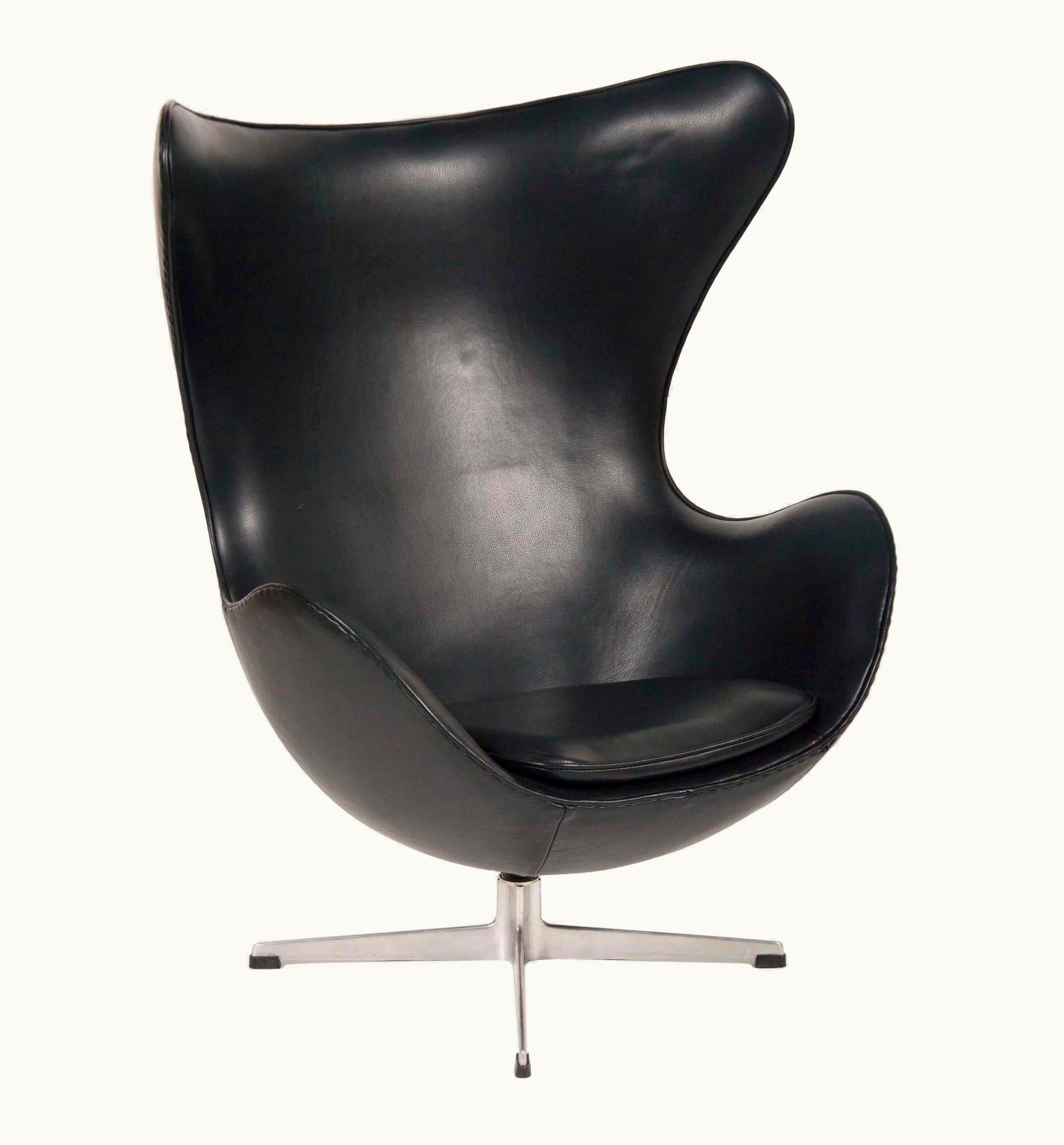Arne Jacobsen Arne Jacobsen Egg Chair In Edelman Leather
