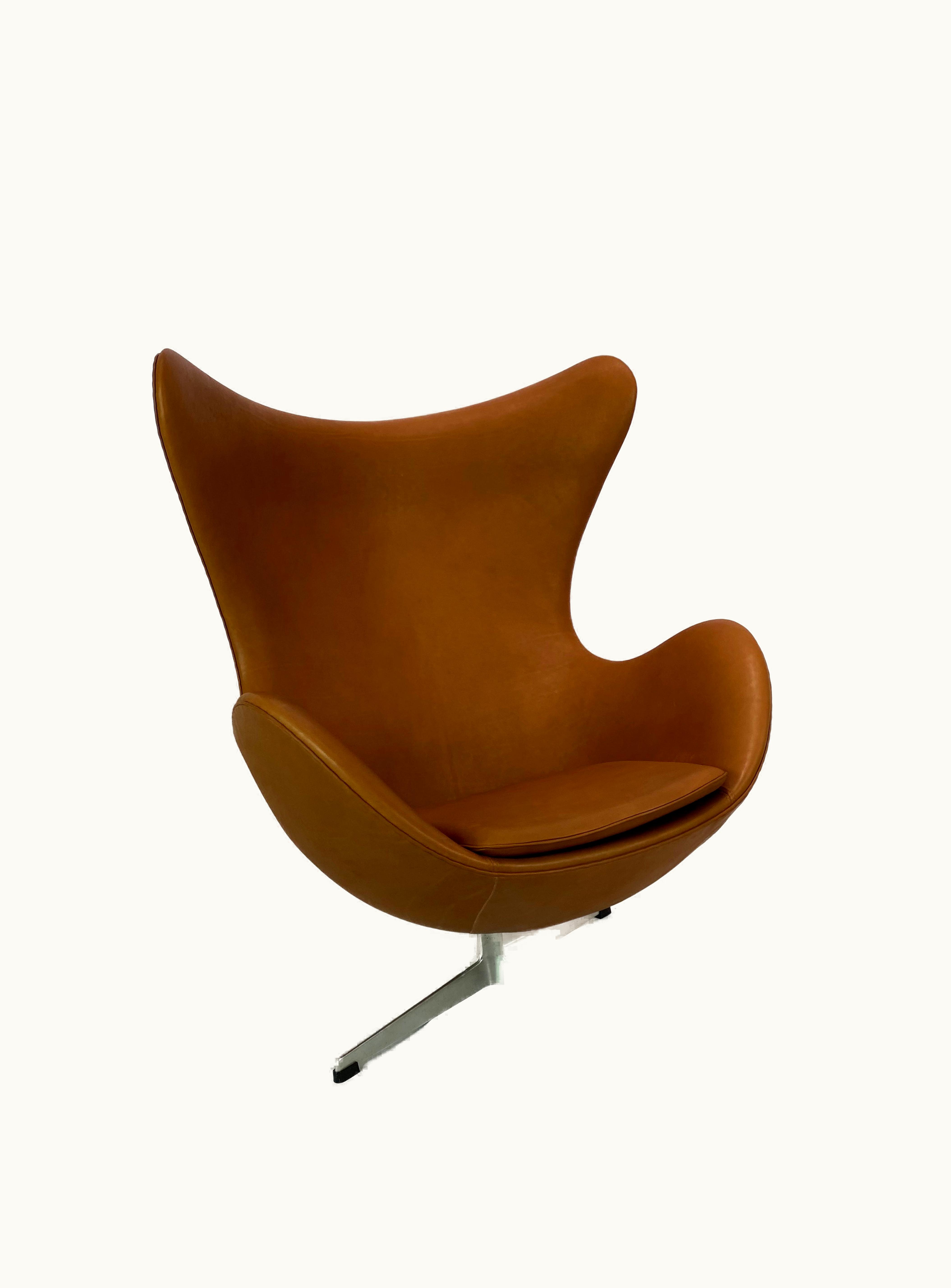 Arne Jacobsen Arne Jacobsen Egg, Model 3316 Designed By Arne Jacobsen In 1958