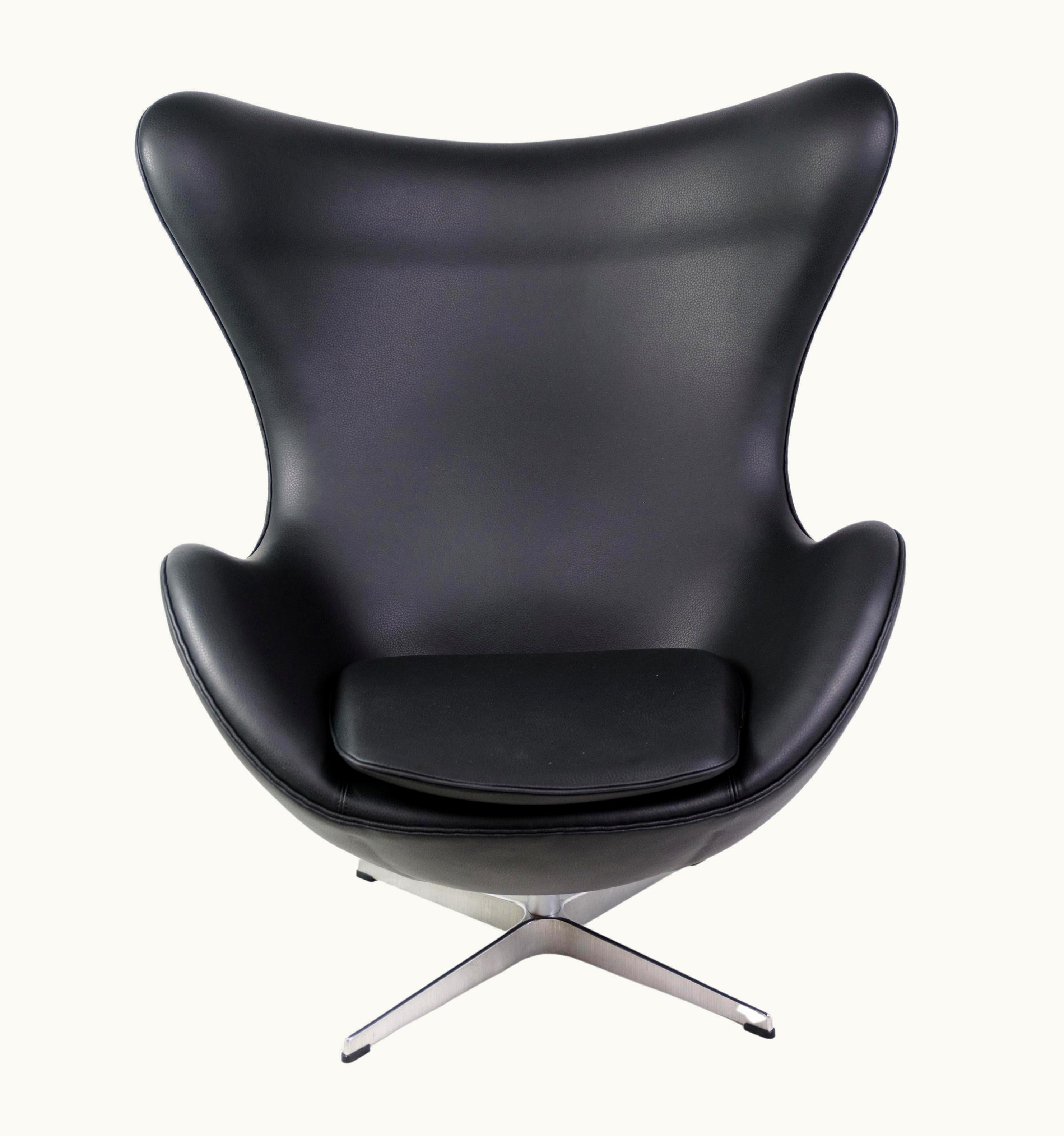 Arne Jacobsen Arne Jacobsen Egg, Model 3316, Arne Jacobsen, Fritz Hansen, 1958