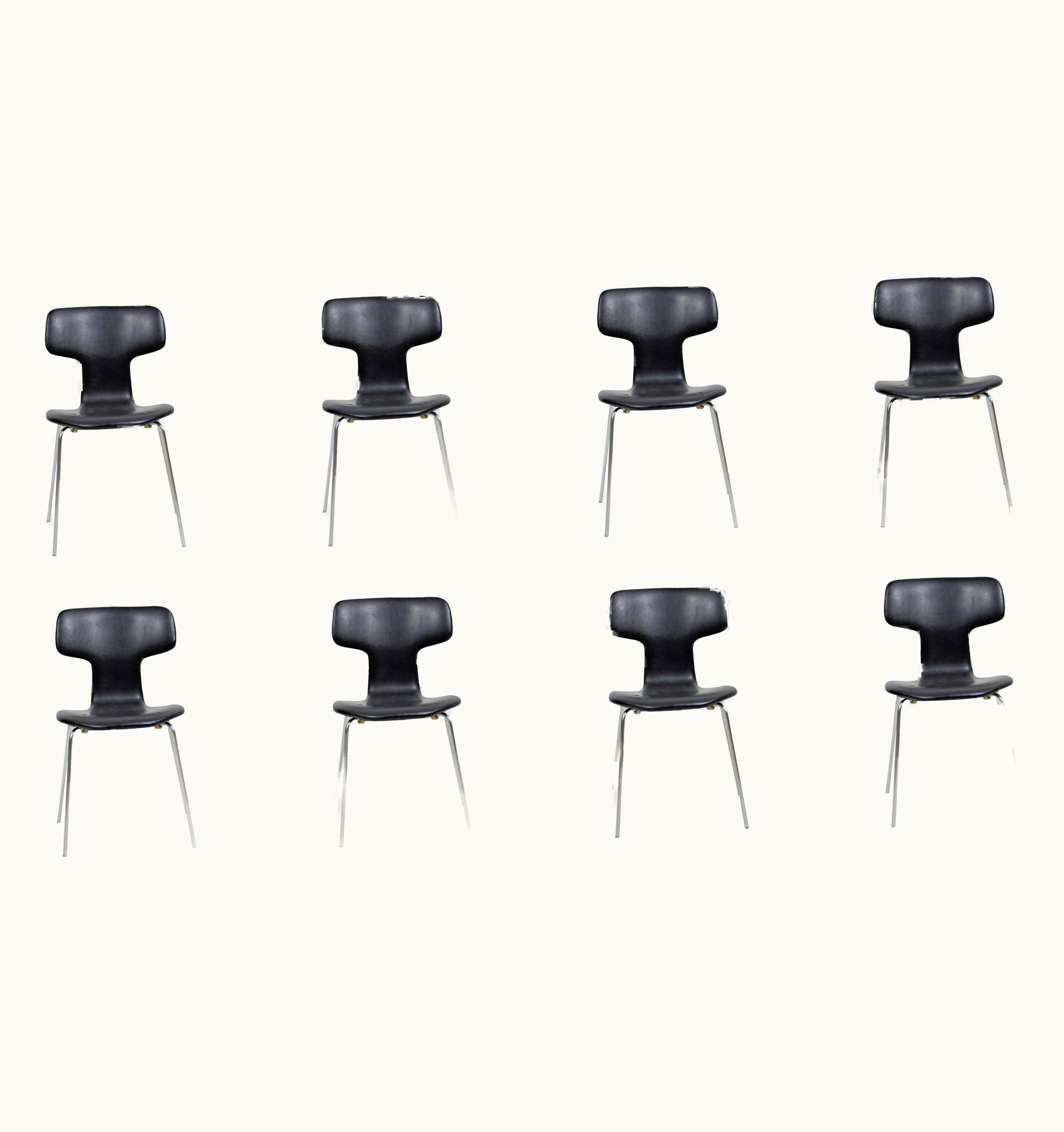 Arne Jacobsen Arne Jacobsen 1960s Arne Jacobsen Set Of Eight T Chairs Or Hammer Chairs By Fritz Hansen