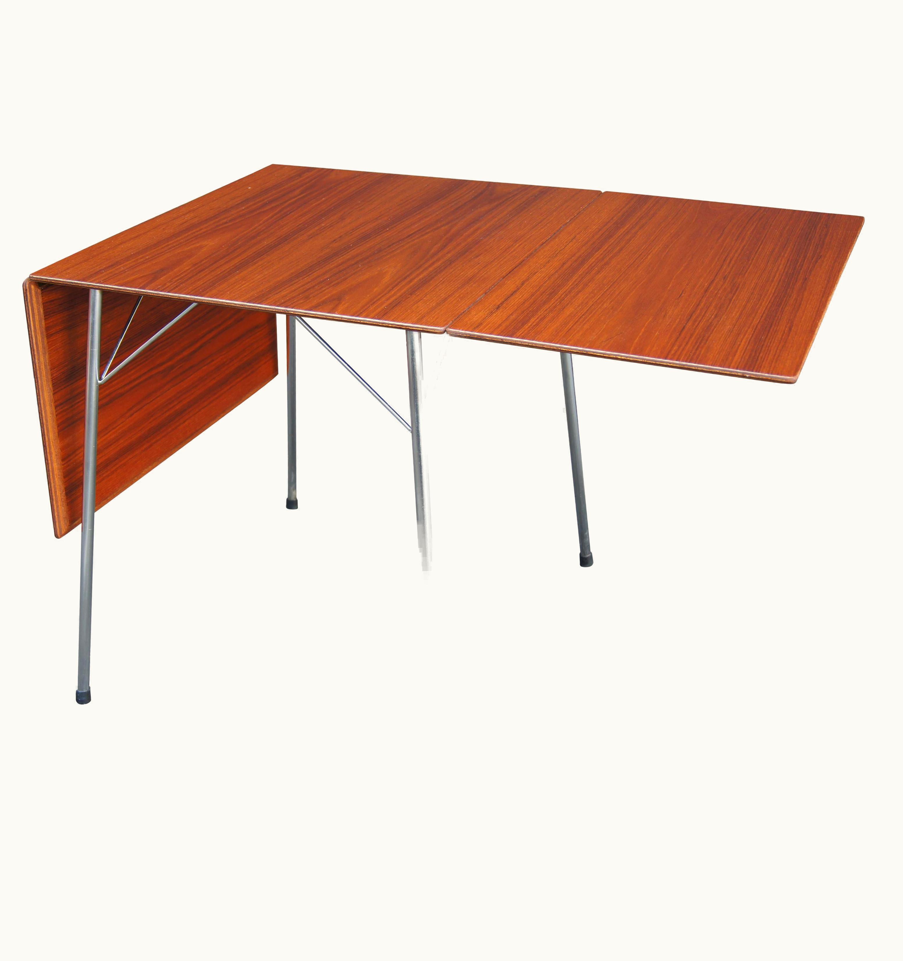 Arne Jacobsen Arne Jacobsen Teak Drop-Leaf Dining Table, Model 3601, By Arne Jacobsen For Fritz Hansen