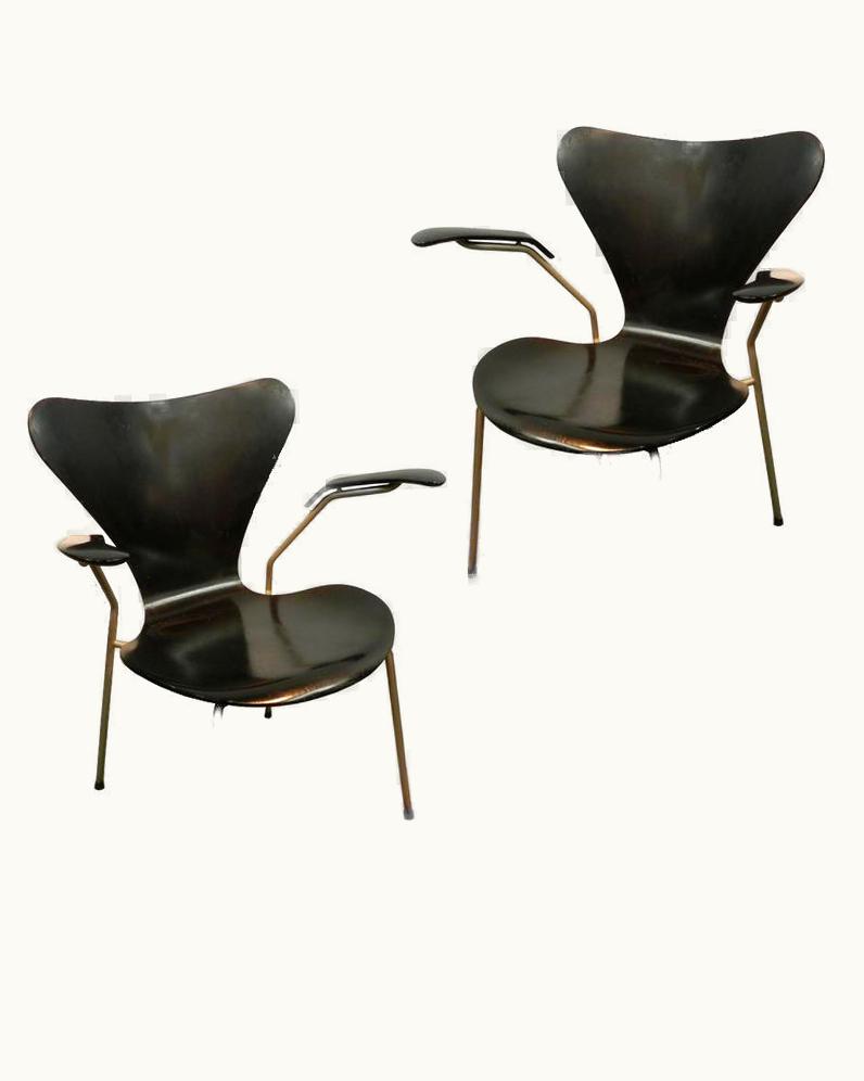 Arne Jacobsen Arne Jacobsen, Pair Of Model 3207 Chairs, By Fritz Hansen, 1955, Denmark