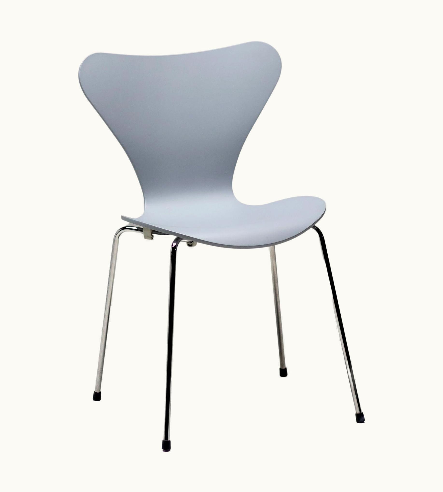 Arne Jacobsen;Maarten Baas Arne Jacobsen;Maarten Baas Signed Limited Edition Arne Jacobsen Series 7 Chair