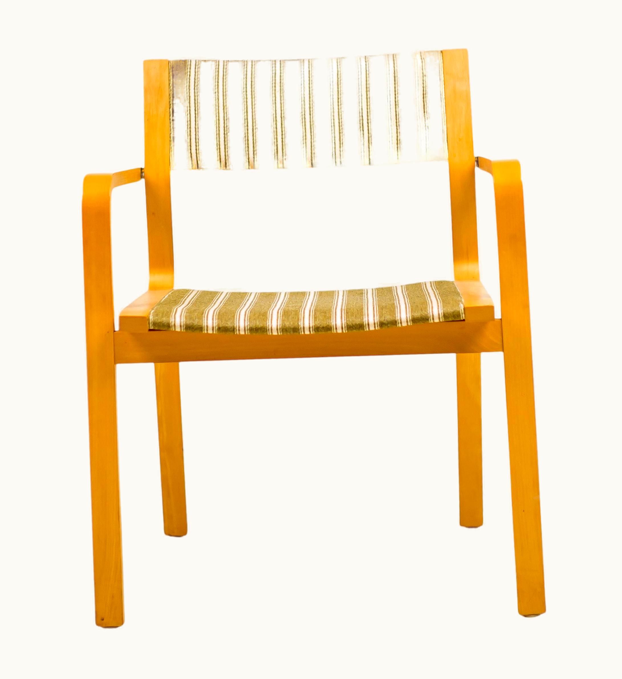 Arne Jacobsen Arne Jacobsen Rare Saint Catherine College Chairs By Arne Jacobsen For Fritz Hansen