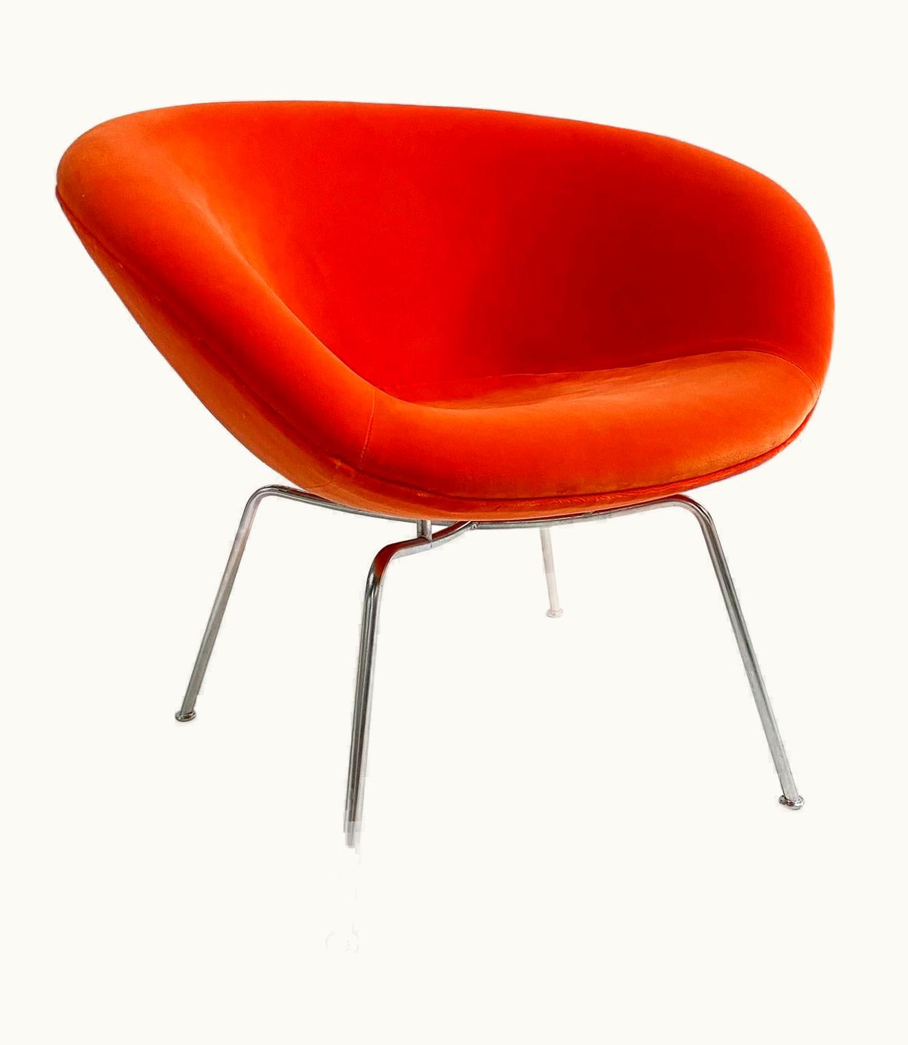 Arne Jacobsen Arne Jacobsen Pot Chair, Loro Piana Orange Velvet