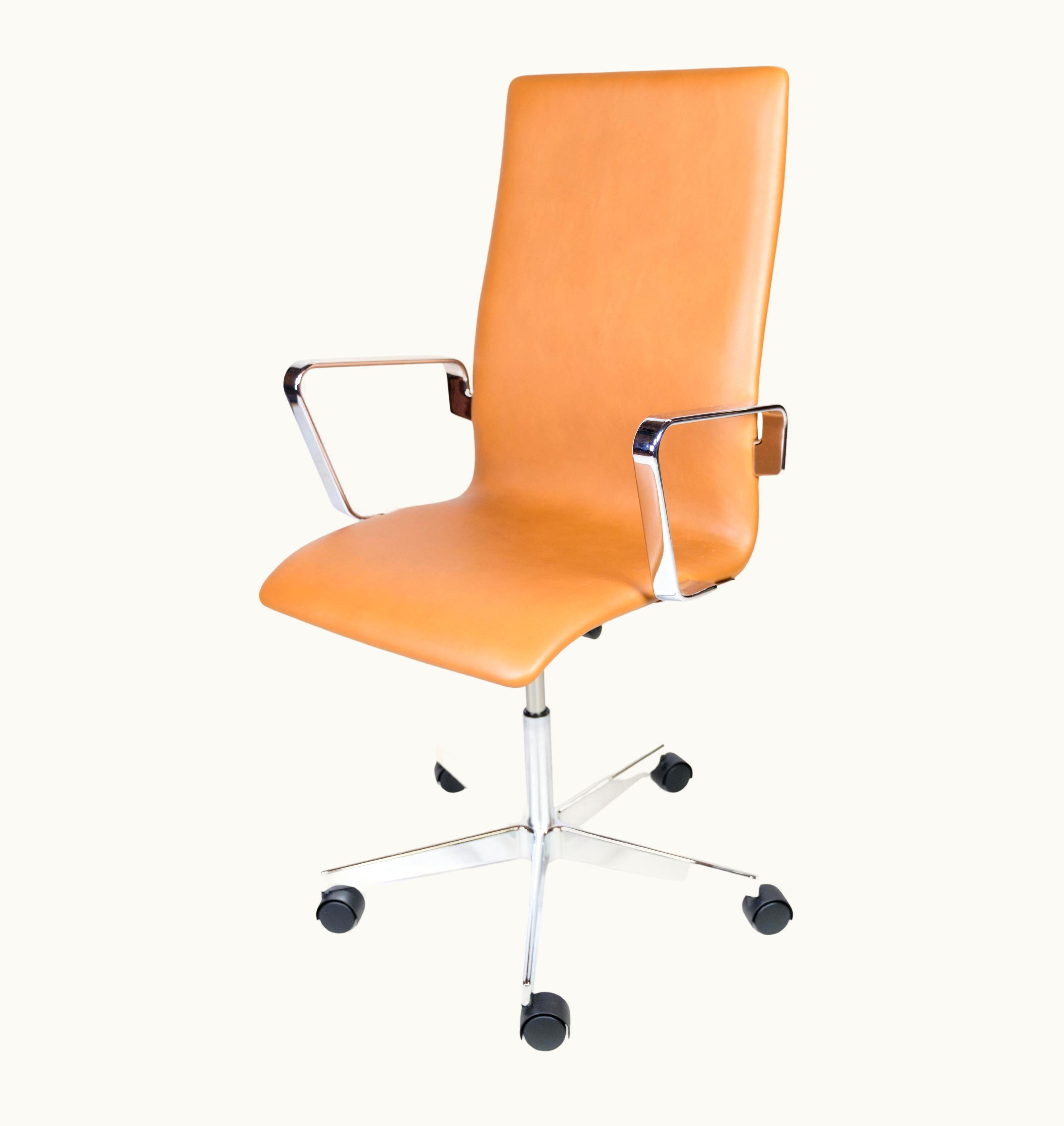 Arne Jacobsen Arne Jacobsen Oxford Classic Office Chair, Model 3293C, Cognac Leather, Arne Jacobsen, 1963