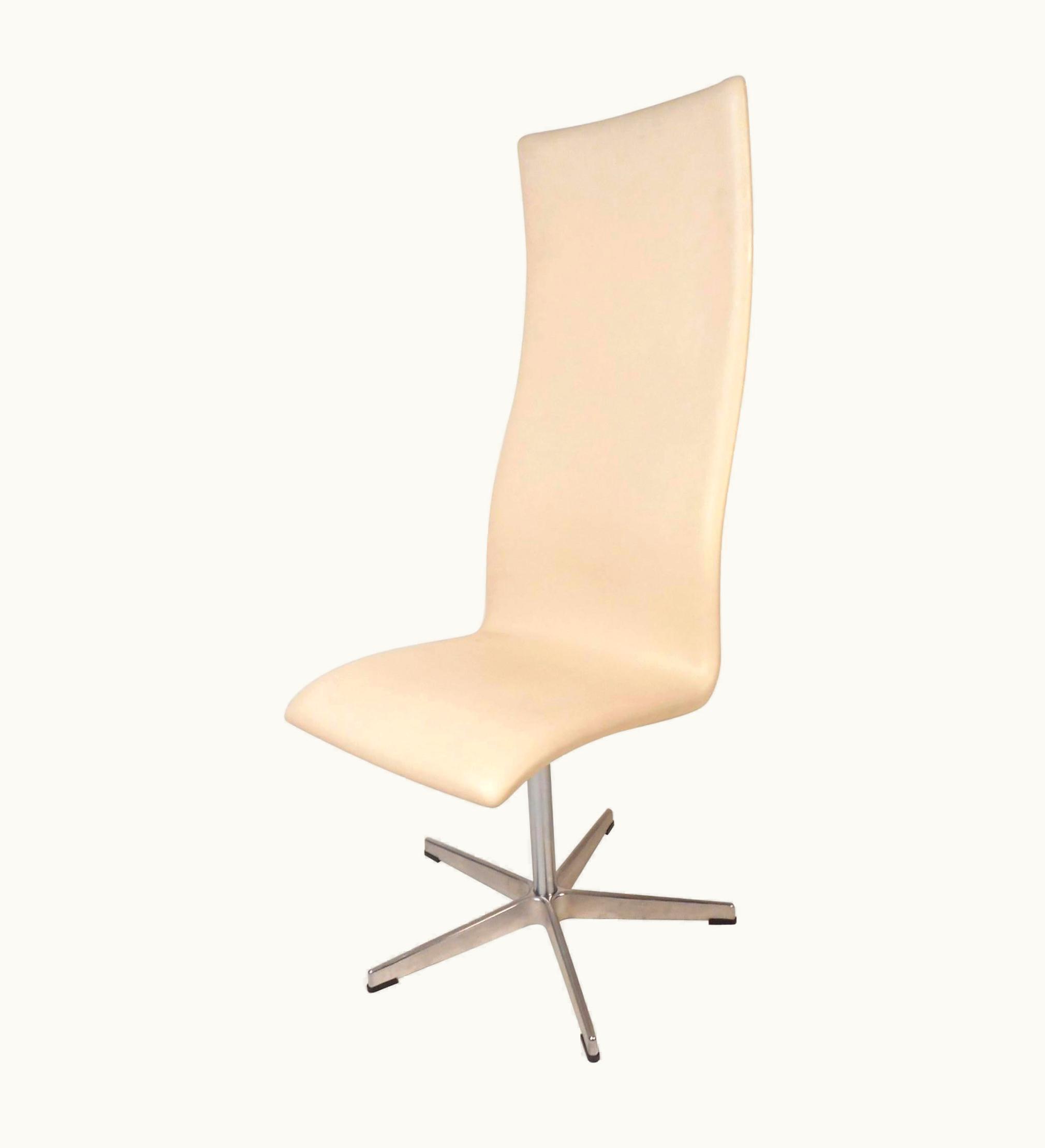Arne Jacobsen;Fritz Hansen Arne Jacobsen;Fritz Hansen Oxford High Back Swivel Lounge Chair By Fritz Hansen
