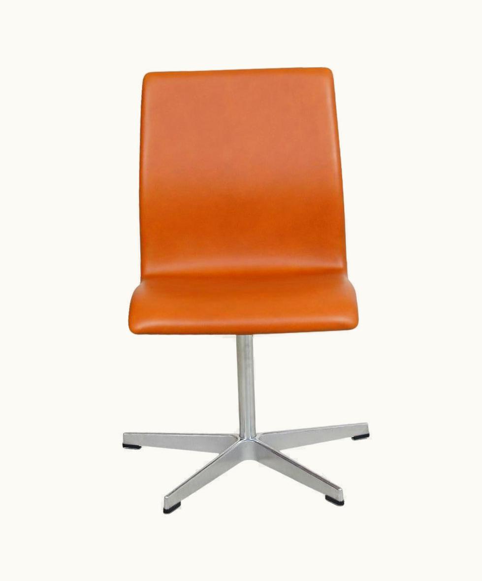 Arne Jacobsen Arne Jacobsen Oxford Chair Reupholstered With Walnut Aniline Leather
