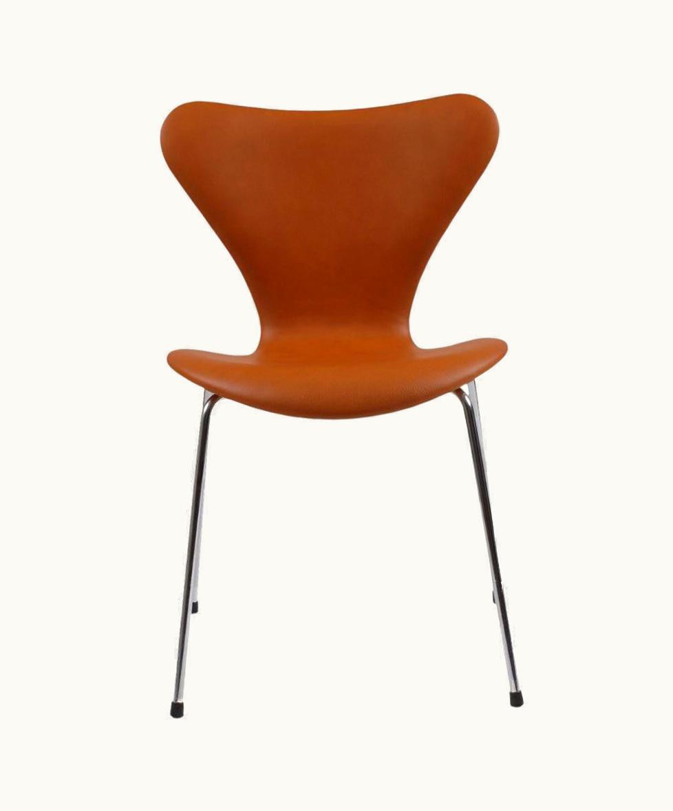Arne Jacobsen Arne Jacobsen Seven Chair, 3107, Newly Upholstered With Cognac Classic Leather