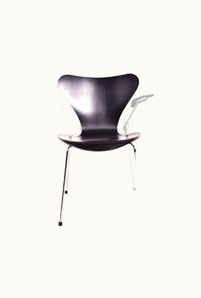 Arne Jacobsen Arne Jacobsen Black Butterfly Series 7 By Arne Jacobsen For Fritz Hansen