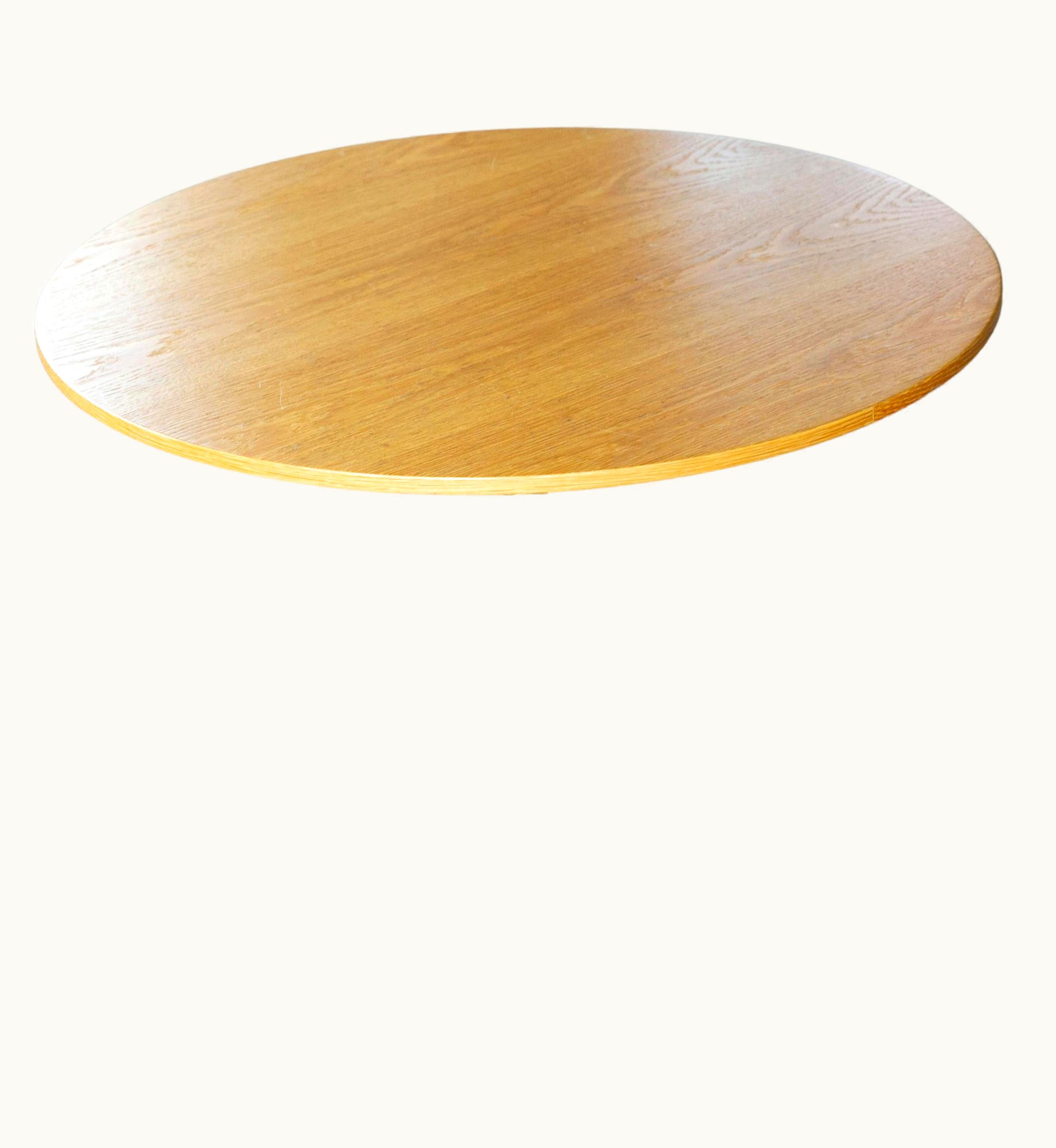 Arne Jacobsen Arne Jacobsen Round Coffee Table In Oak Coffee Table Danish Mid-Century