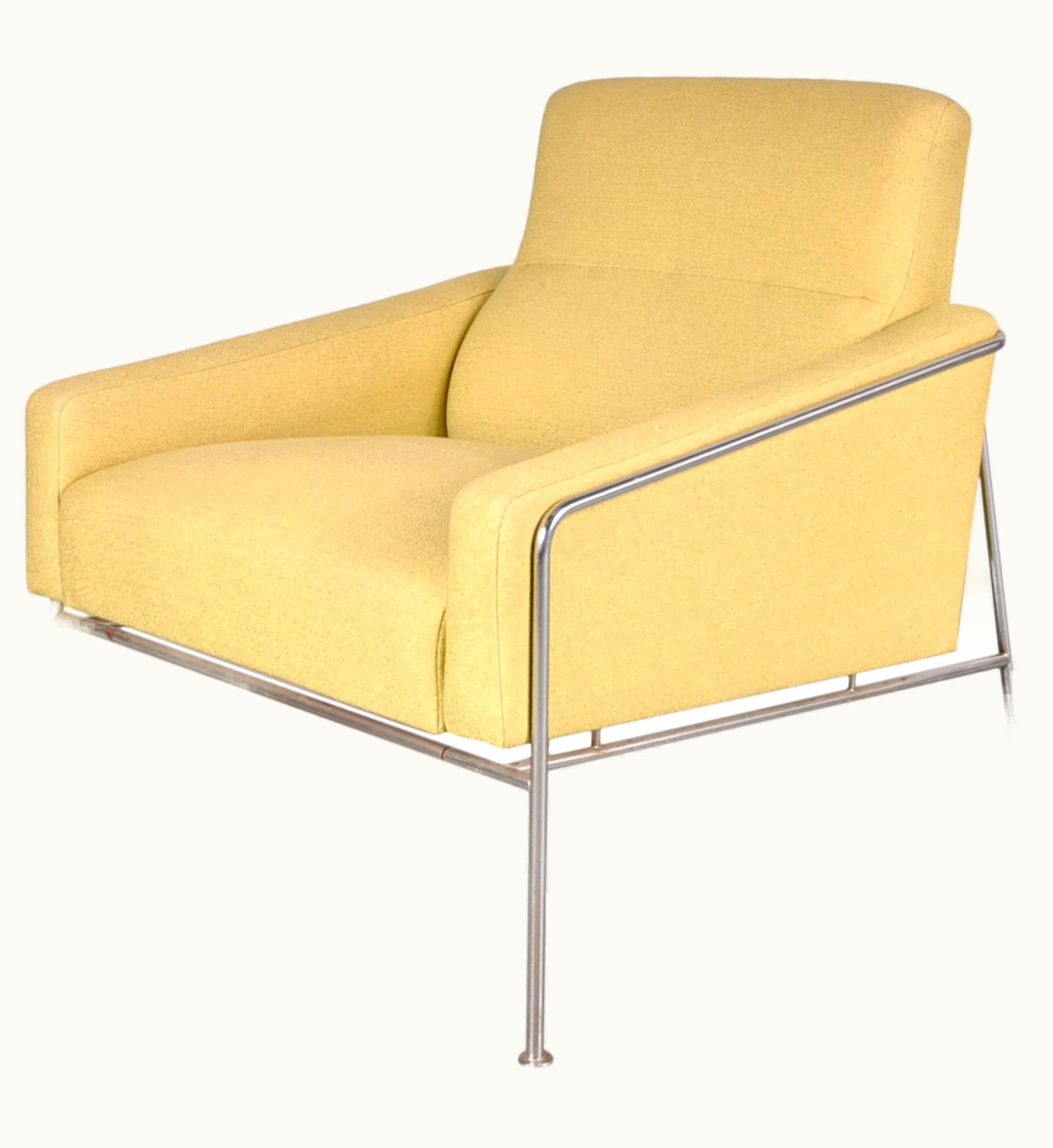 Arne Jacobsen Arne Jacobsen Airport Chair By Arne Jacobsen For Fritz Hansen, Circa 1960