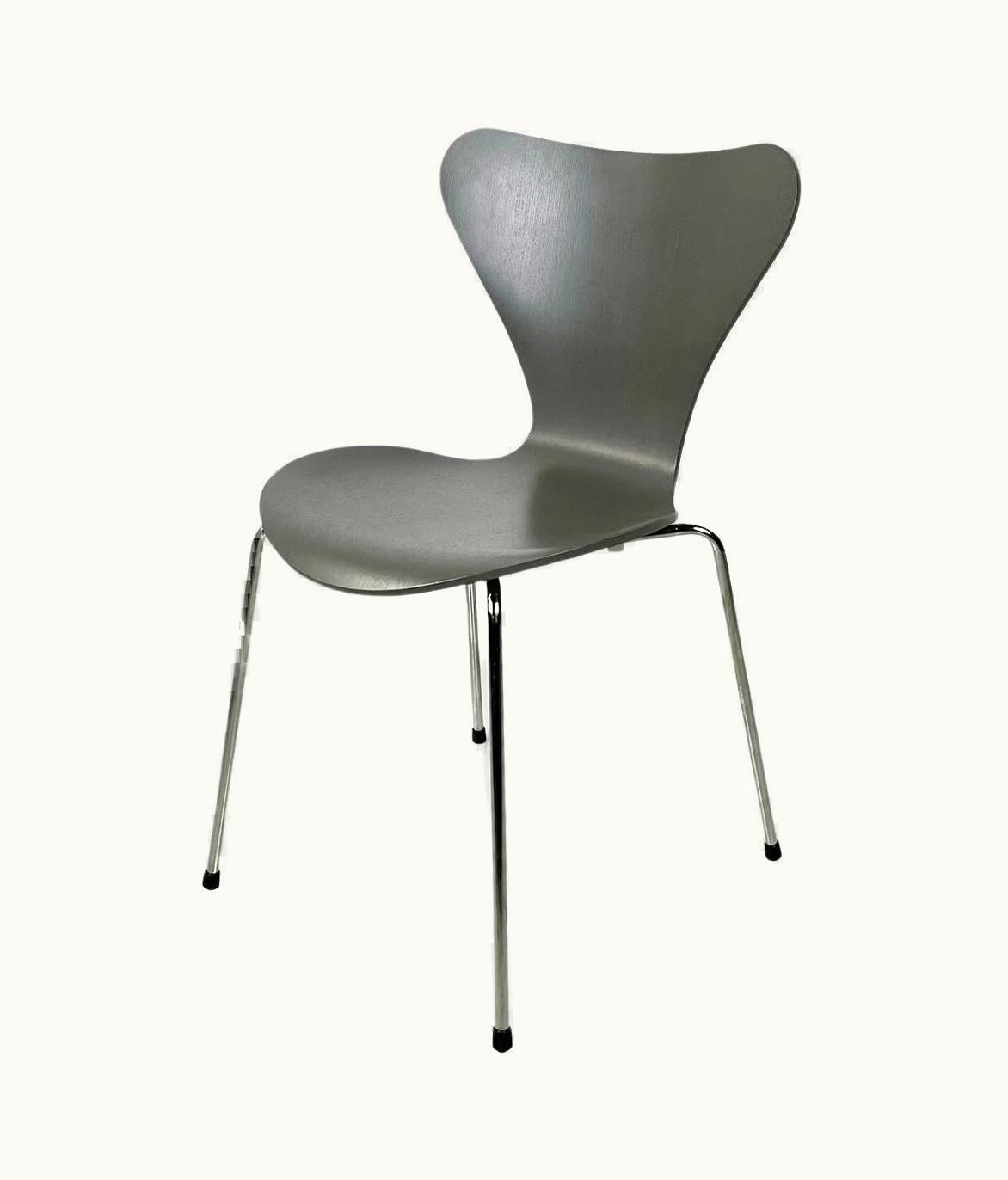 Arne Jacobsen Arne Jacobsen Danish Modern Grey Wood Chair 7 Series By Jacobsen For Fritz Hansen, 1970s