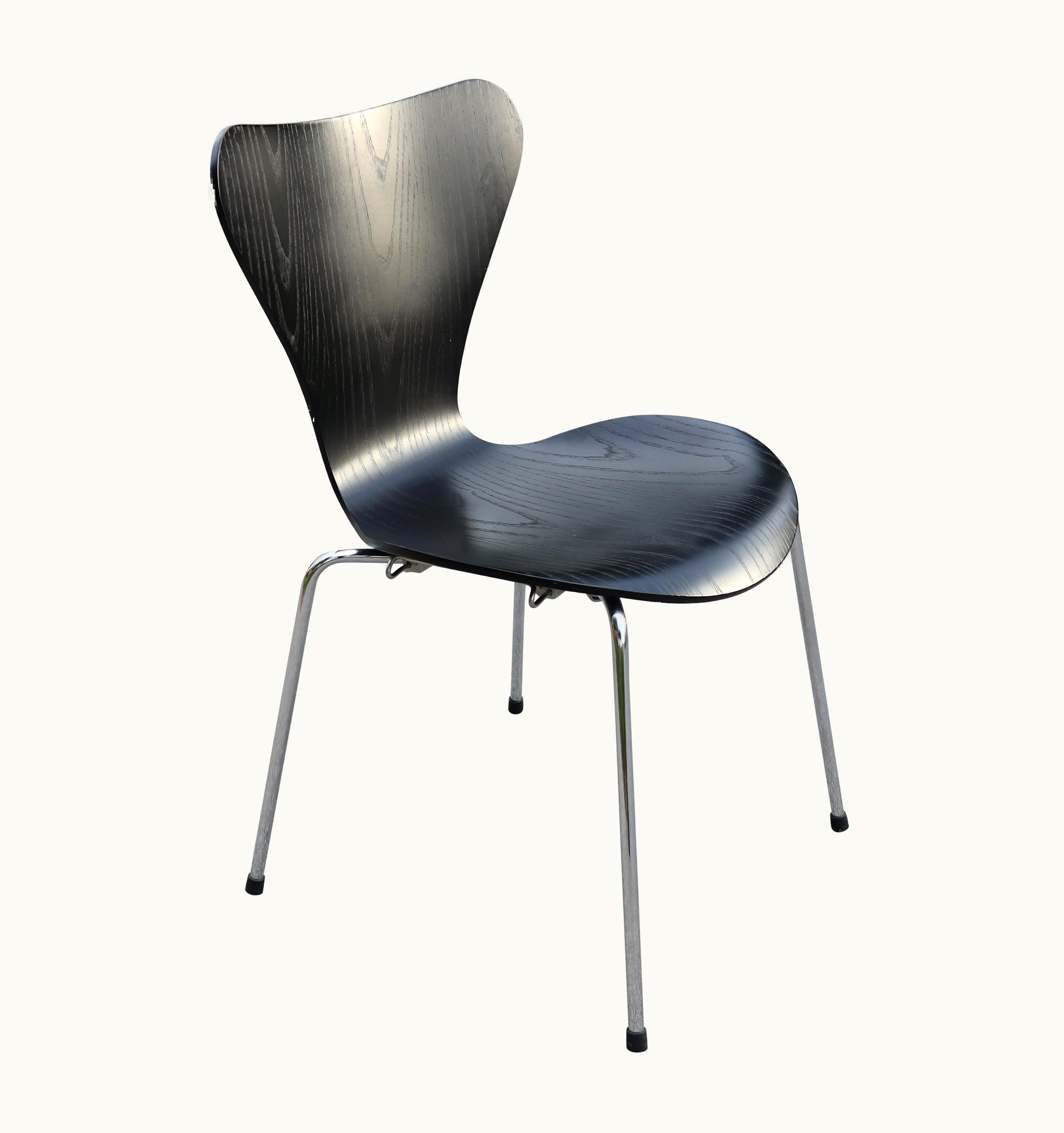 Arne Jacobsen Arne Jacobsen 9 Arne Jacobsen Series 7 Chair For Fritz Hansen In Ebonized Ash
