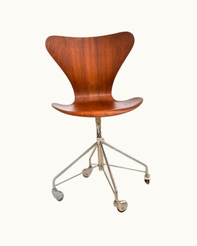 Arne Jacobsen Arne Jacobsen Early Model 3117 Office Swivel Chair By Arne Jacobsen For Fritz Hansen