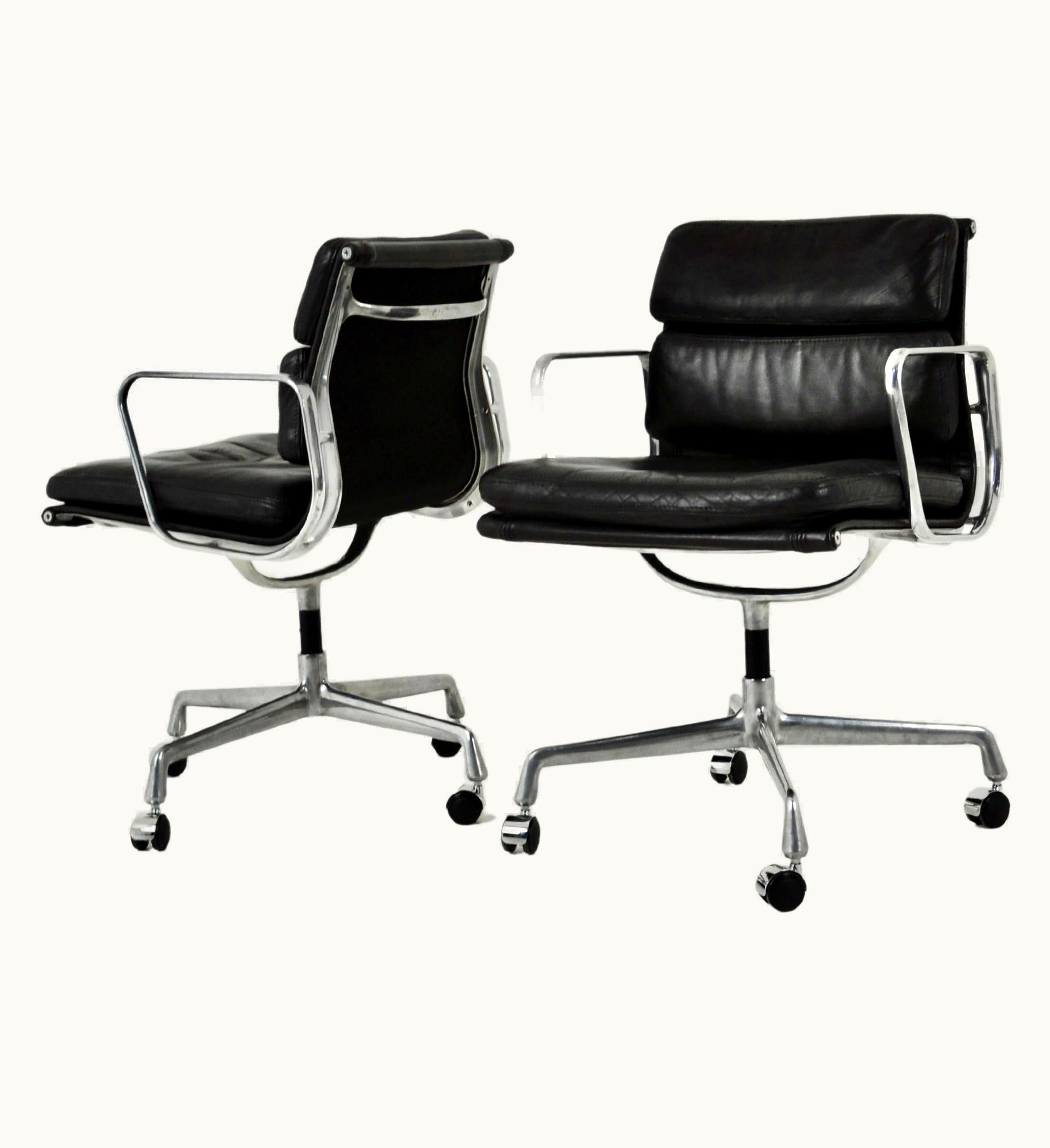 Charles and Ray Eames Charles and Ray Eames Black Leather Soft Pad Chair By Charles And Ray Eames For Icf, 1970s, Set Of 2 UZ0188572