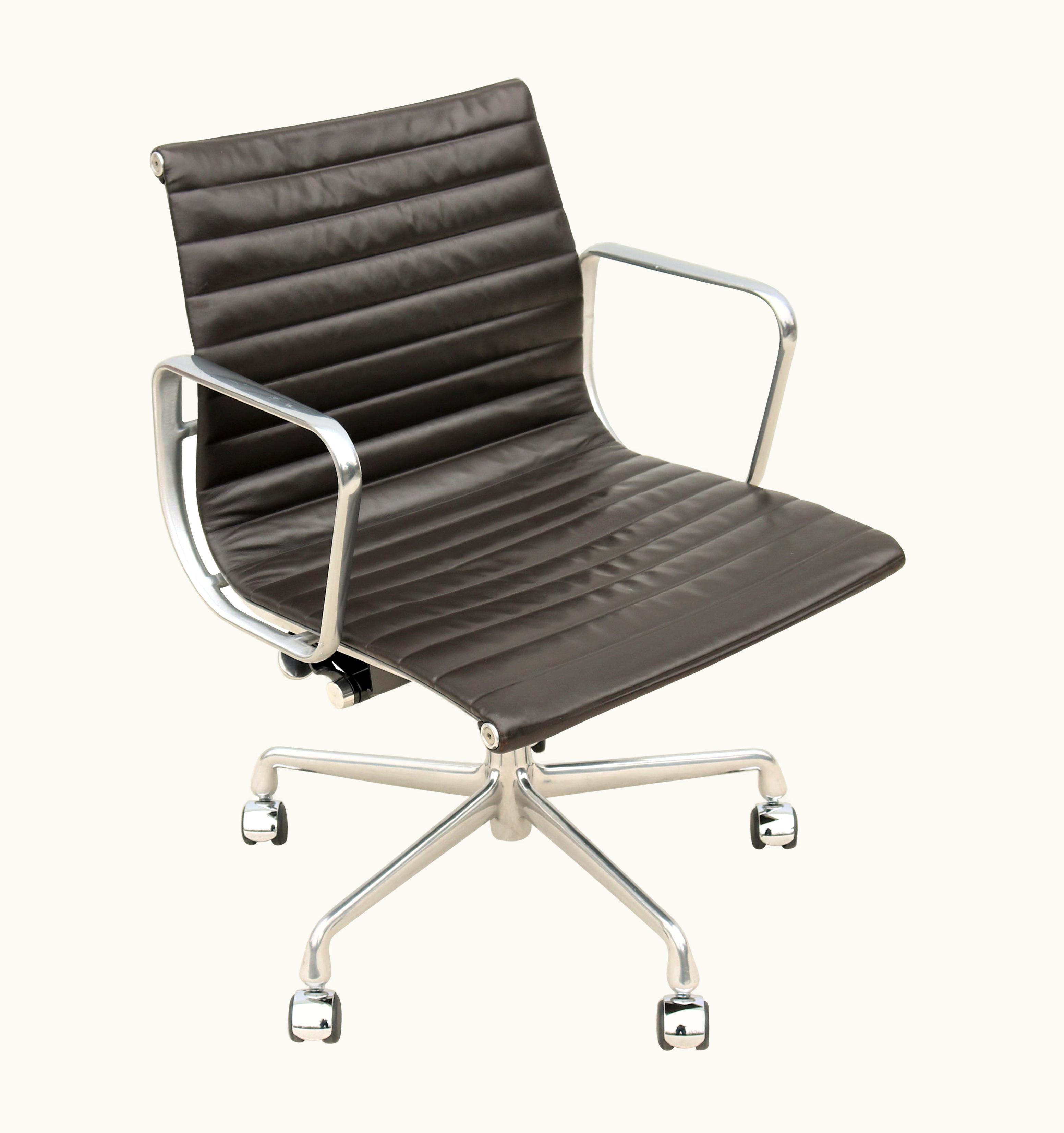 Charles and Ray Eames Charles and Ray Eames Mid-Century Modern Herman Miller Eames Aluminum Group Leather Management Chair
