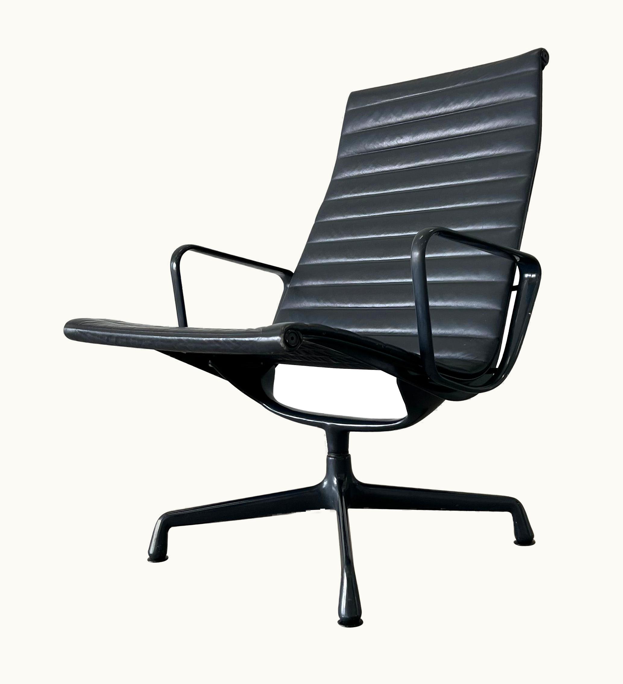 Charles and Ray Eames Charles and Ray Eames 1990s Vintage Herman Miller Eames Aluminum Group Lounge Chair