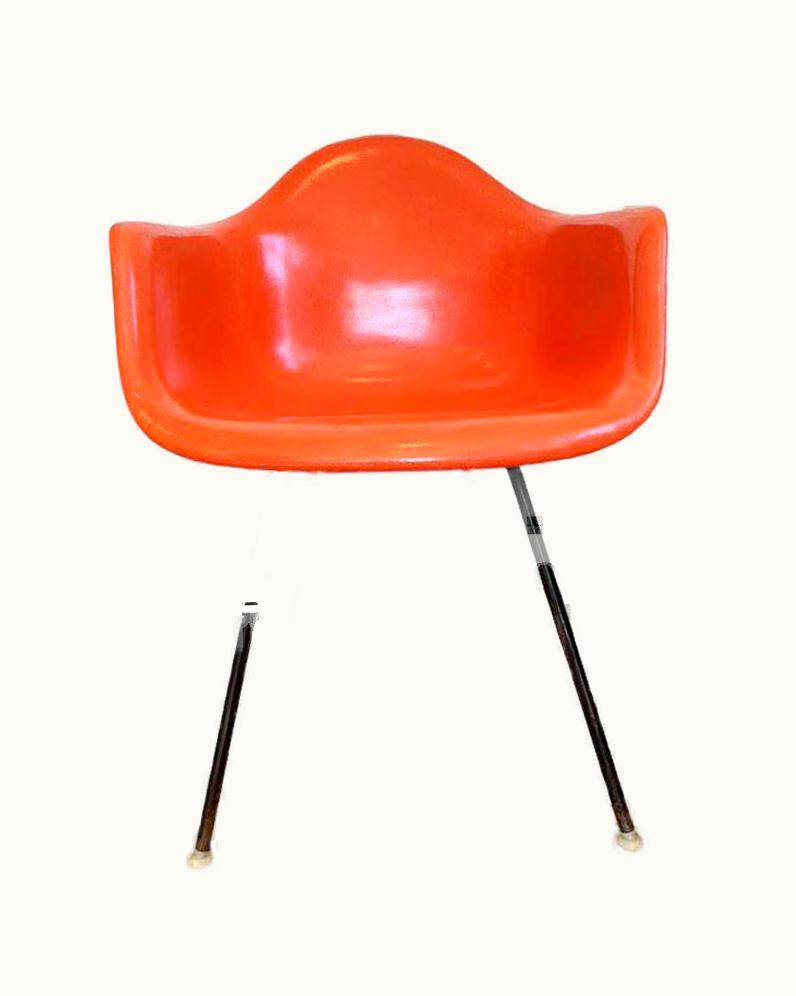 Charles and Ray Eames For Herman Miller Dax Fiberglass Shell Dining Chair