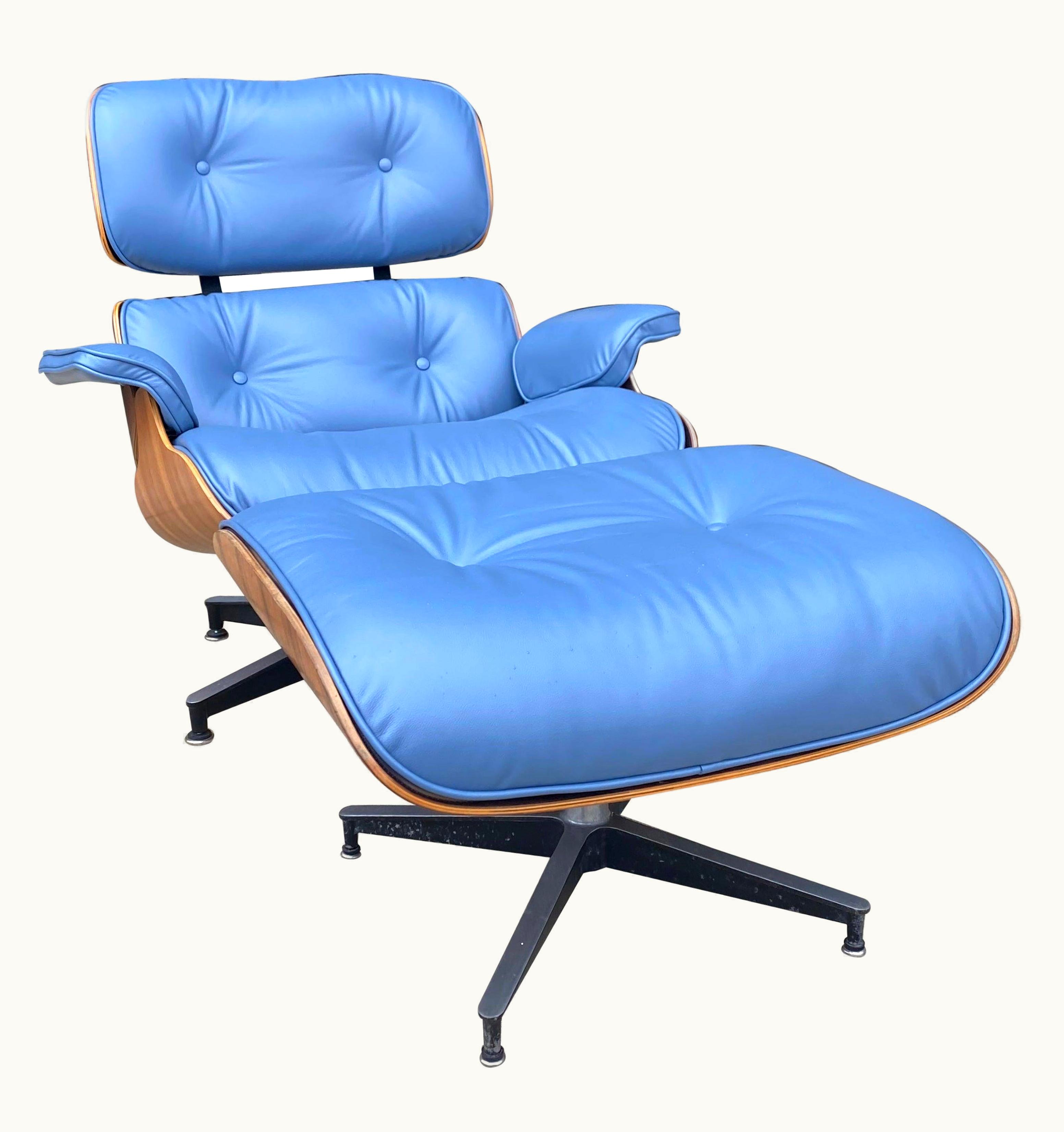 Charles and Ray Eames Rare Custom Herman Miller Eames Lounge Chair & Ottoman With Perfect Blue Leather