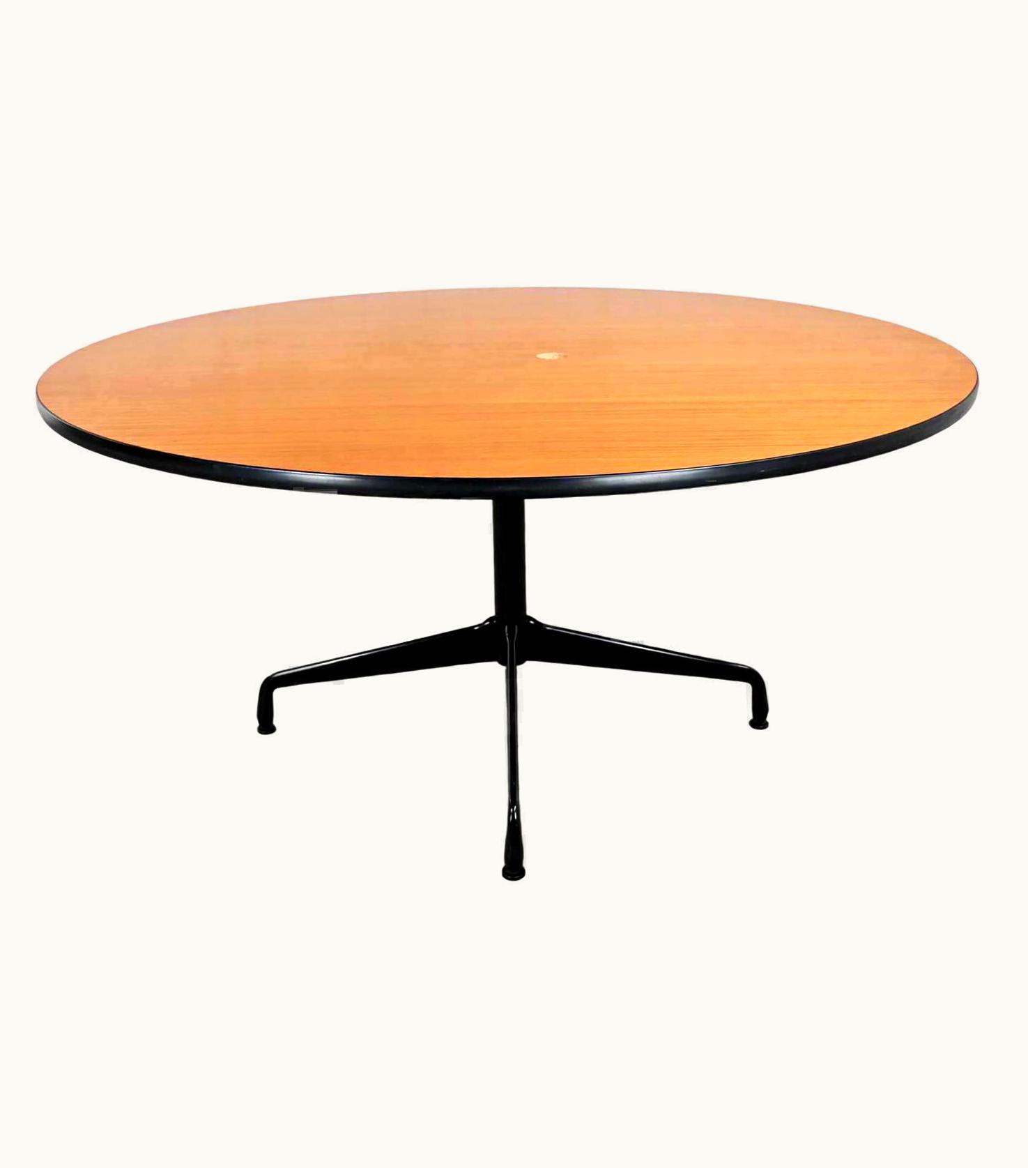 Charles and Ray Eames MCM Eames Herman Miller Natural Oak Round Universal Base Table W/ Gromet Hole
