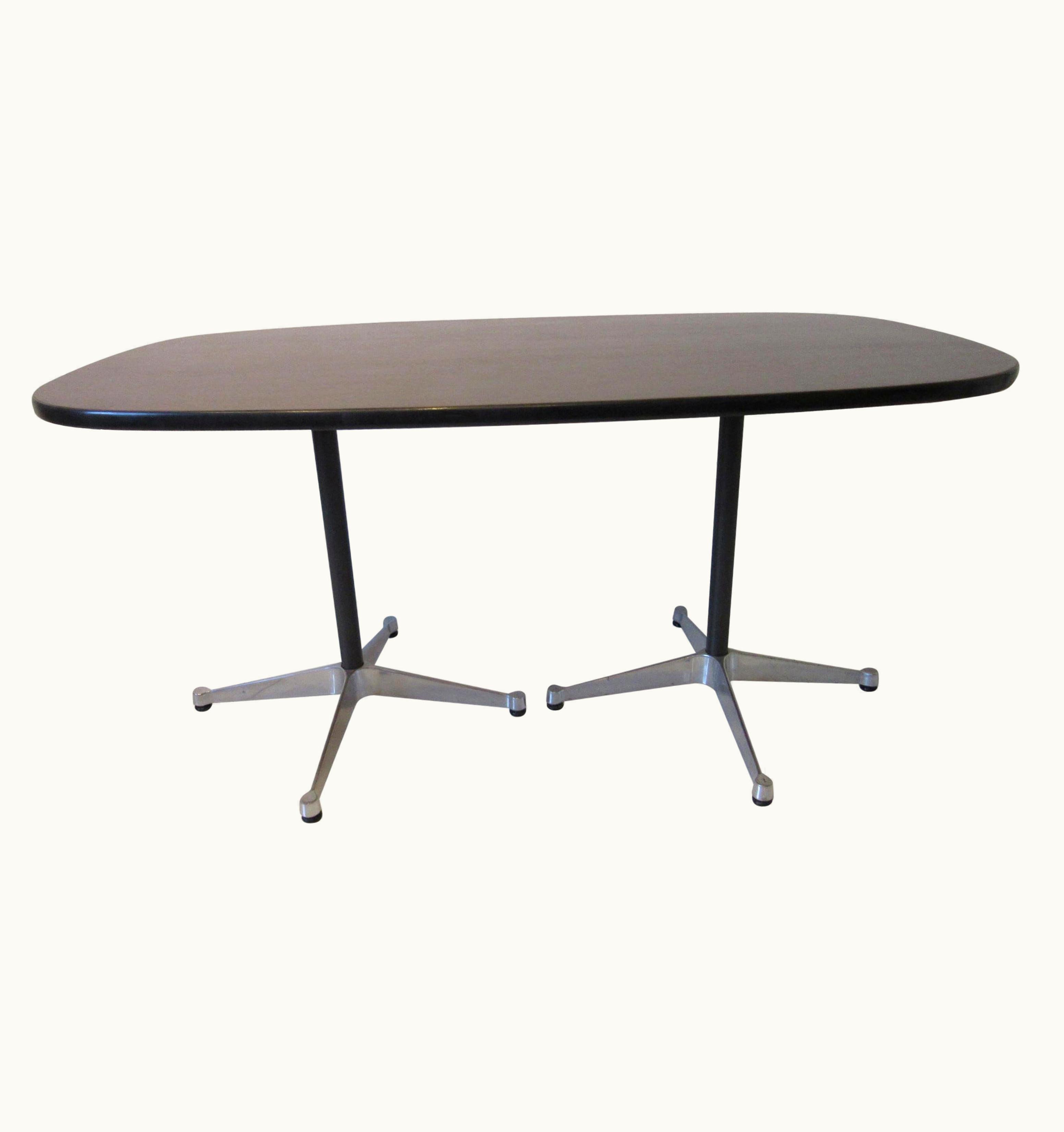 Charles and Ray Eames Aluminum Group Dining Table For Herman Miller