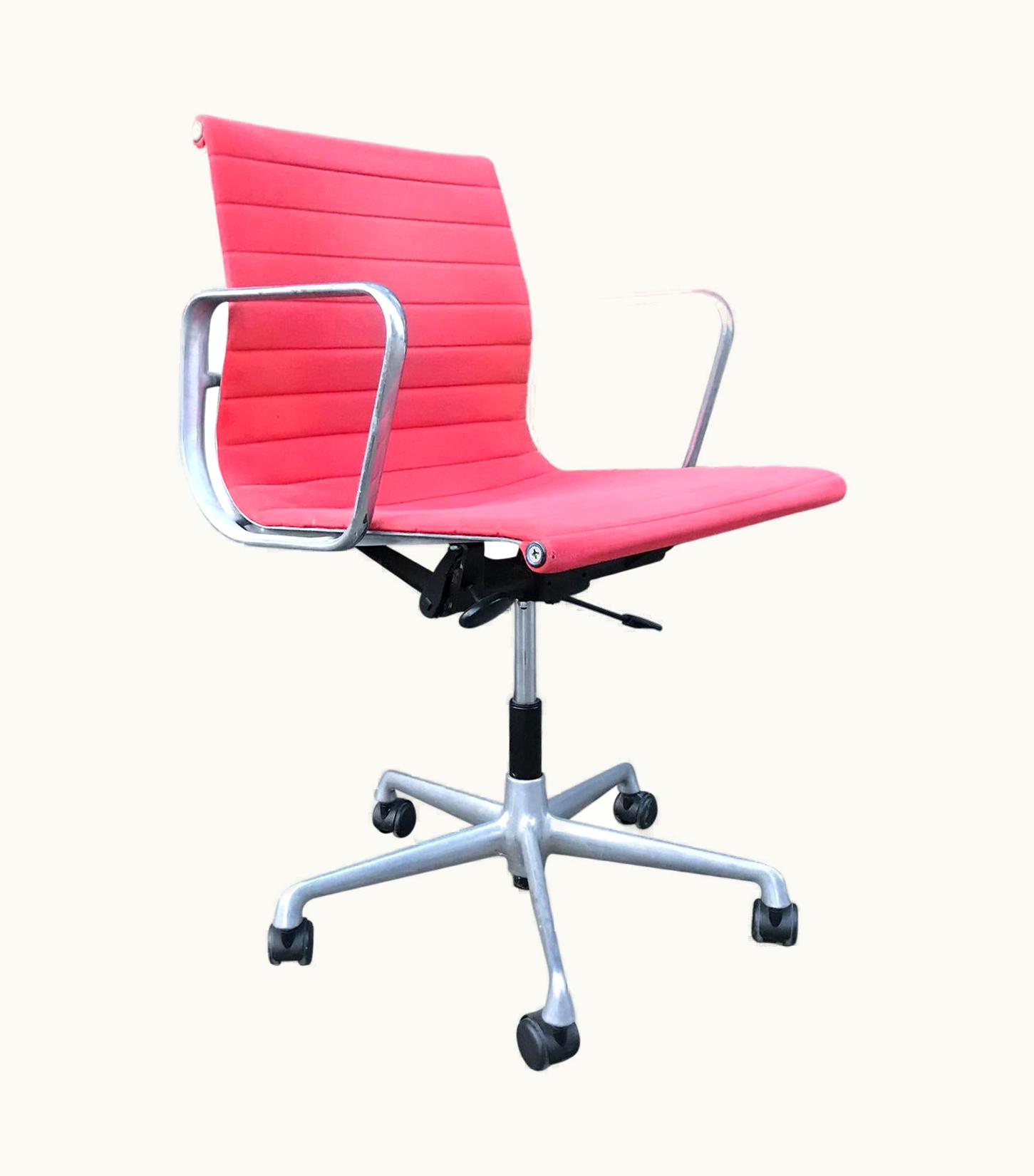 Charles and Ray Eames 1958, Ray And Charles Eames Red Adjustable Tilt Office Chair With Five Wheels
