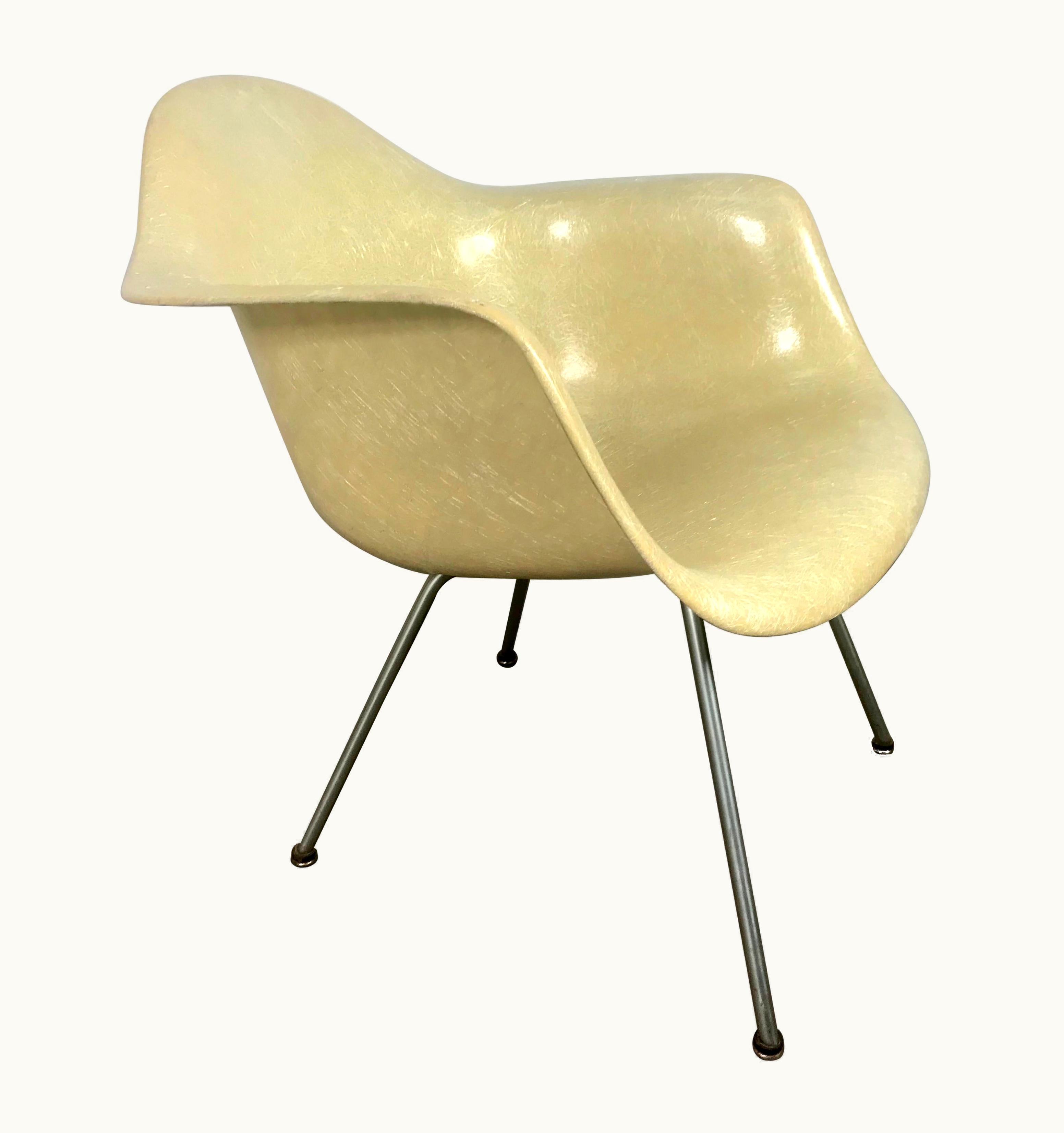 Charles and Ray Eames Early 2nd Generation X Base Translucent Arm Shell Lounge Chair By Charles Eames