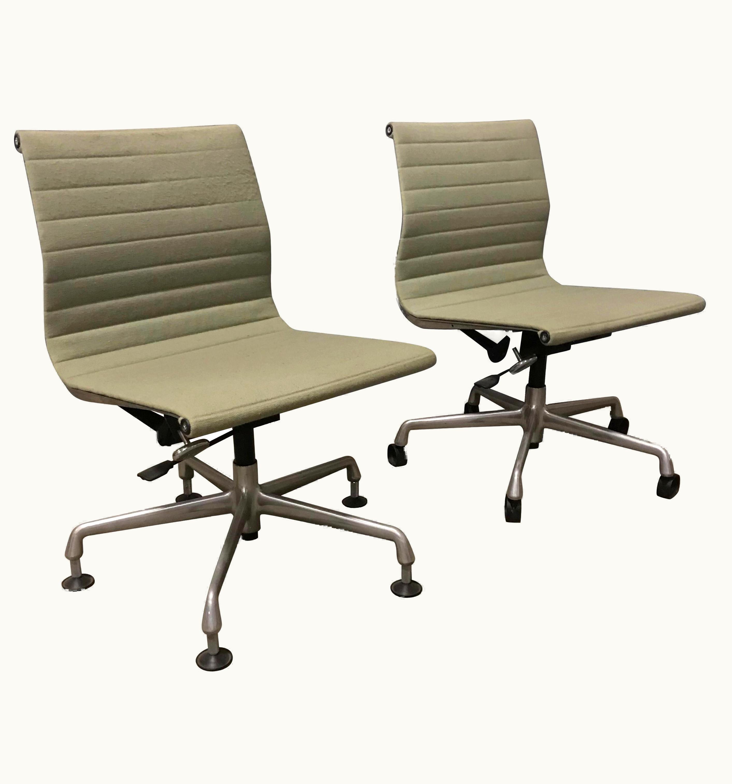 Charles and Ray Eames 1958 Ray And Charles Eames, Fabric, Adjust, Tilt 2 Office Chair 4 Wheels No Arms