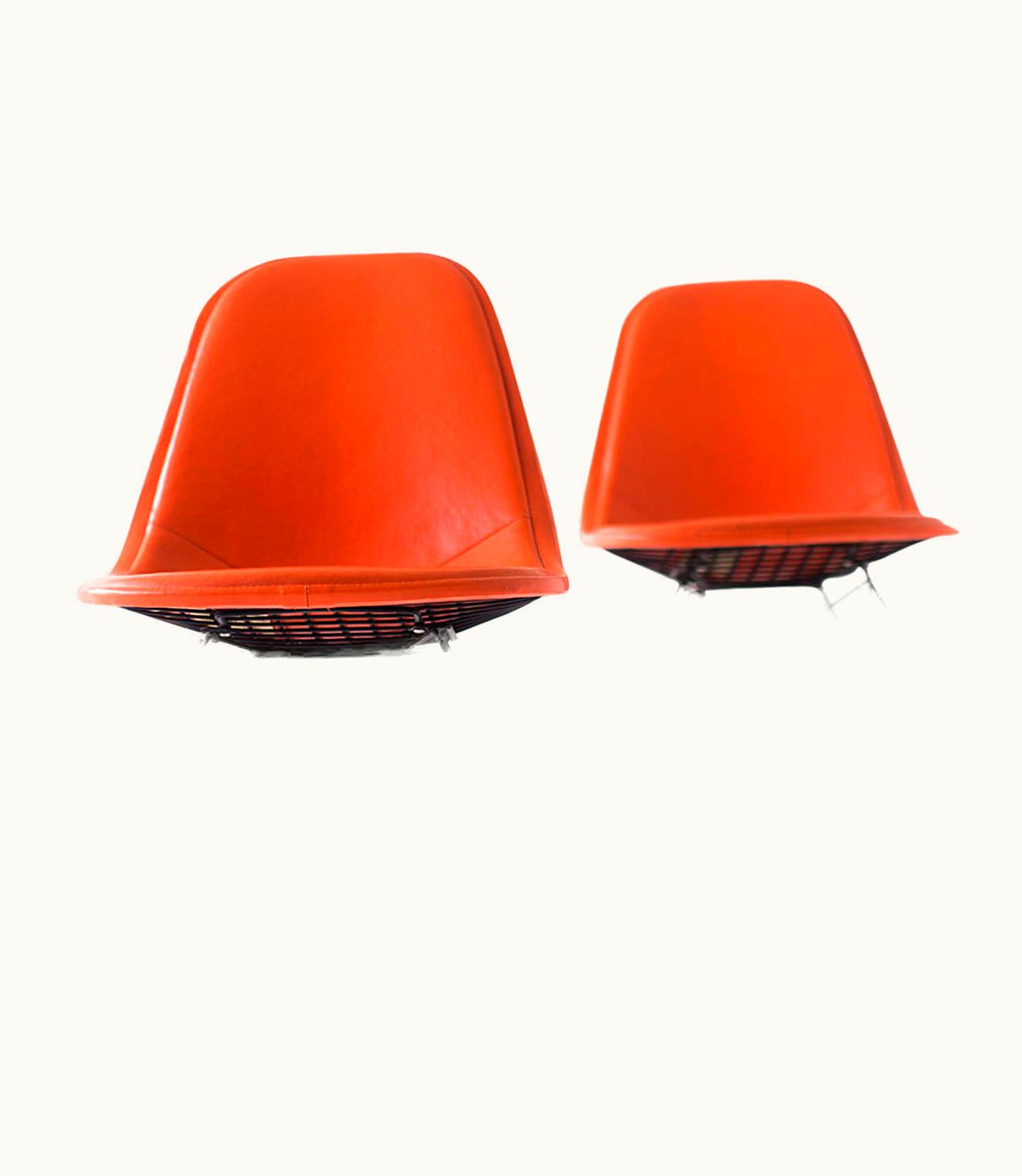 Charles and Ray Eames Ray And Charles Eames LKR-1 Lounge Chairs For Herman Miller