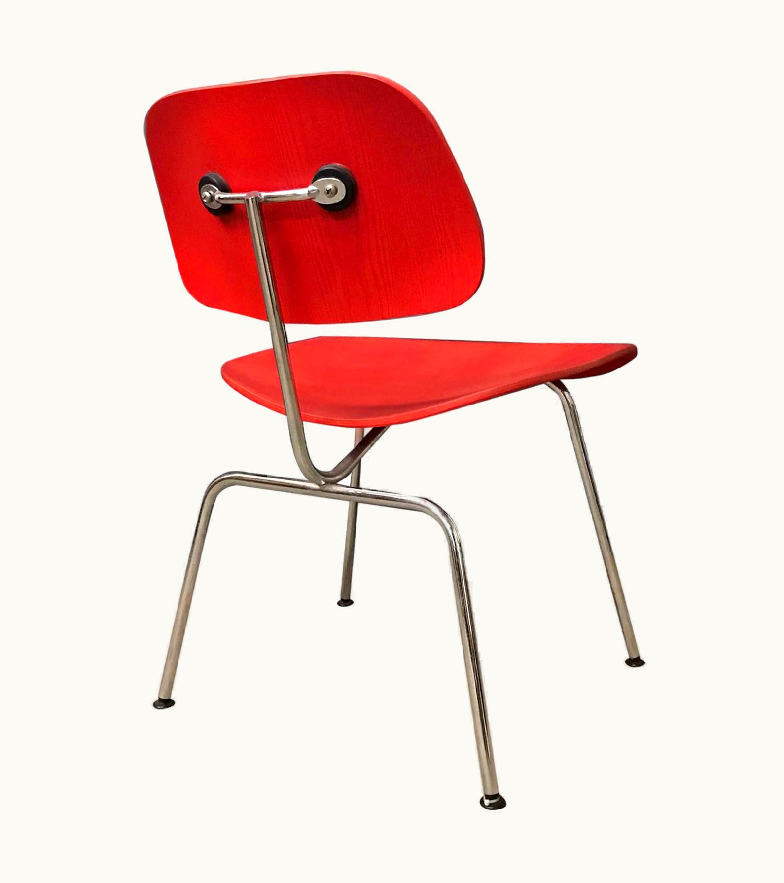 Charles and Ray Eames 1946, Ray And Charles Eames For VItra, DCM Chair In Red Vernish