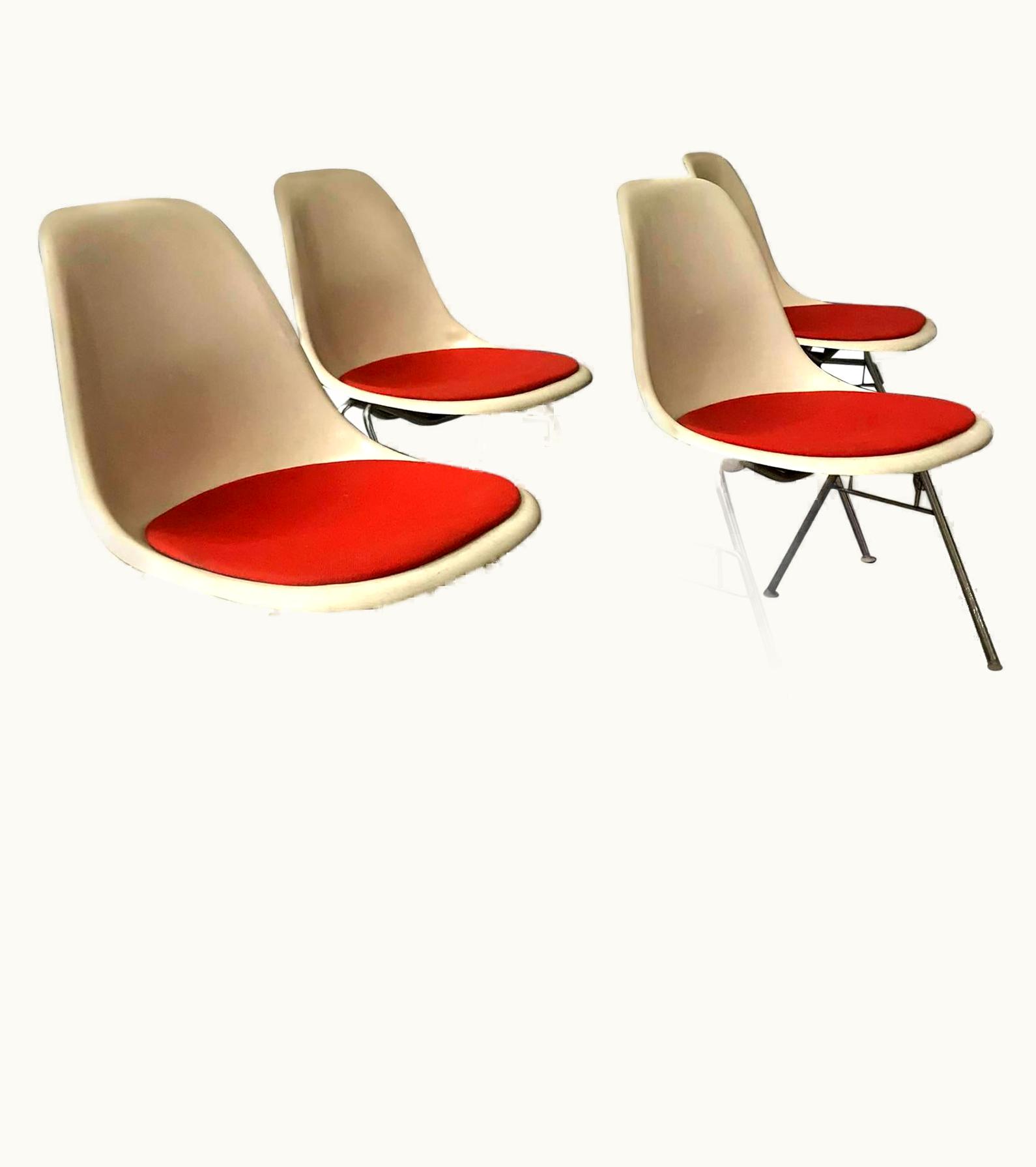 Charles and Ray Eames 1948, Ray & Charles Eames For Herman Miller, Fiberglas Stacking Side Chair