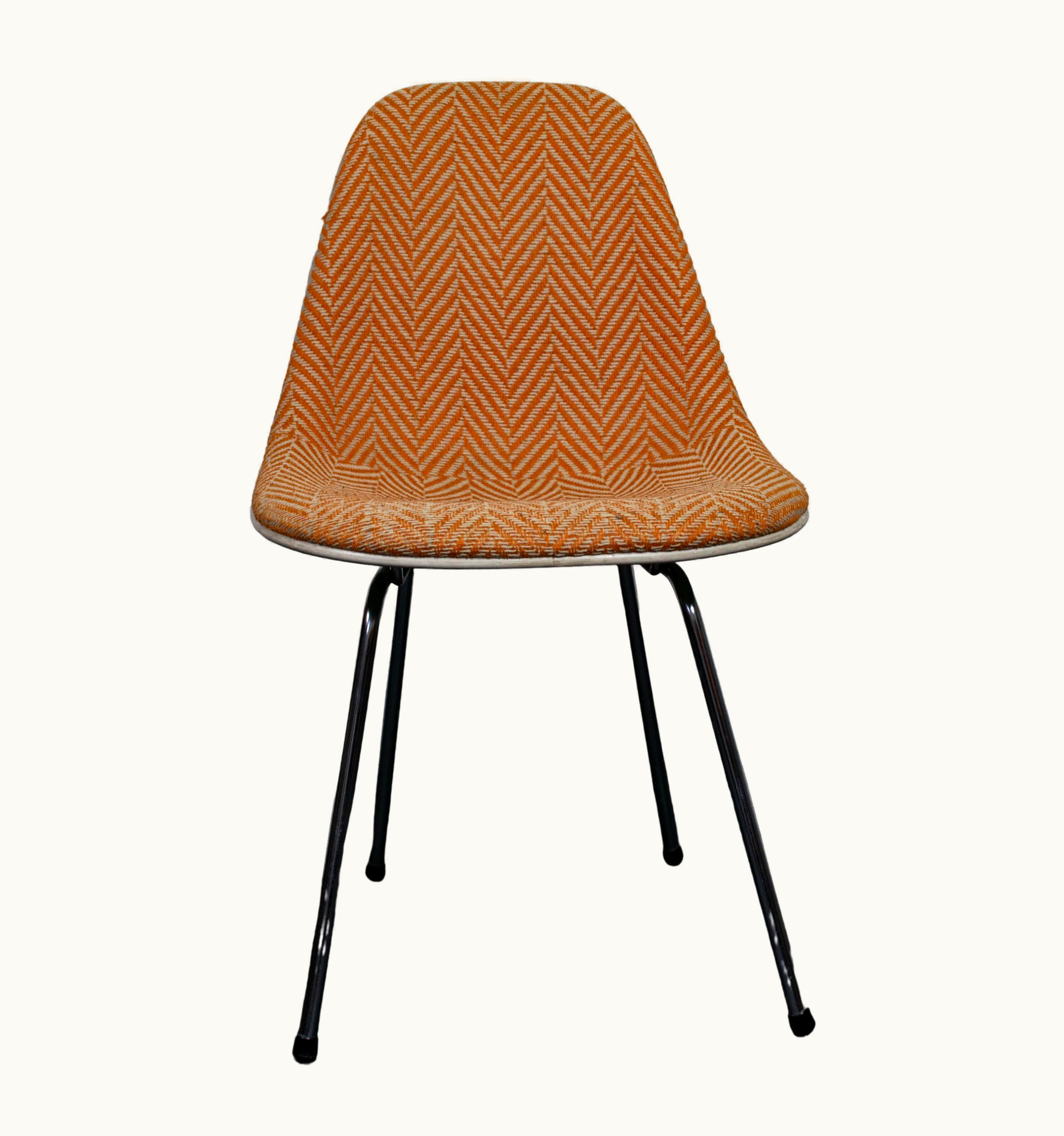 Charles and Ray Eames Charles and Ray Eames Chaise DSX Par Charles & Ray Eames Pour Herman Miller, 1960