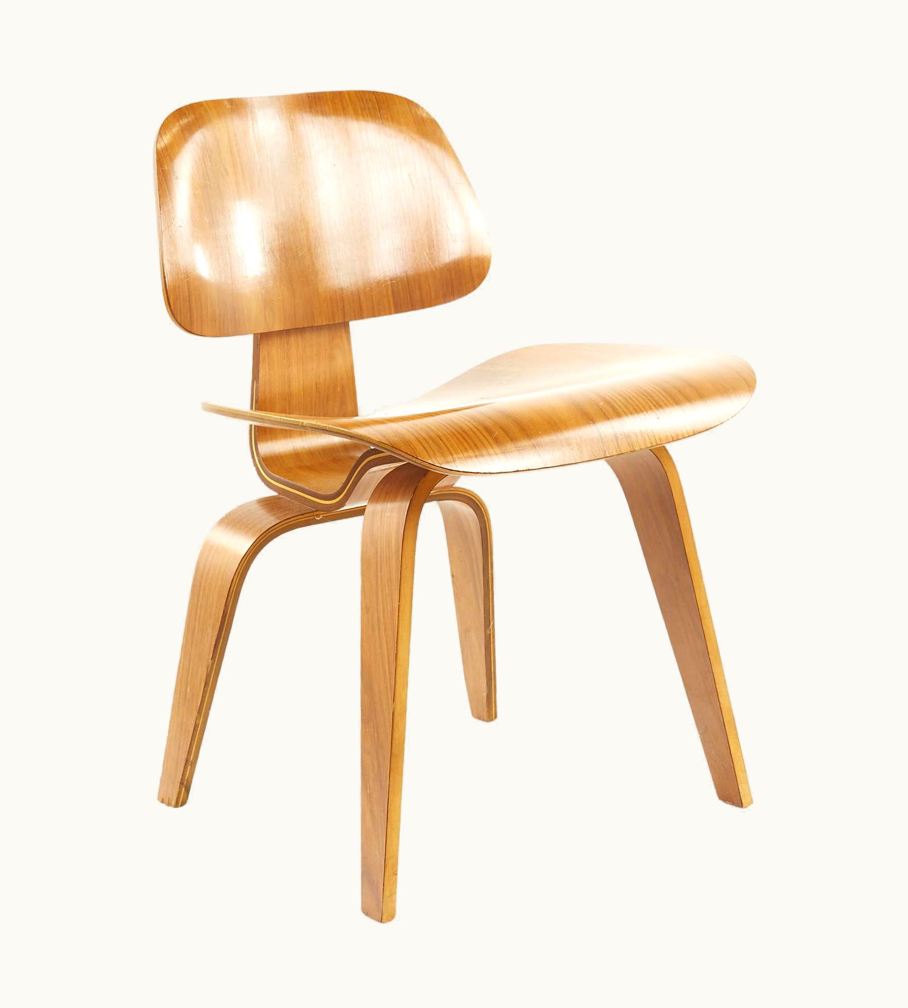 Charles and Ray Eames For Herman Miller Mid Century Walnut DCW Chair