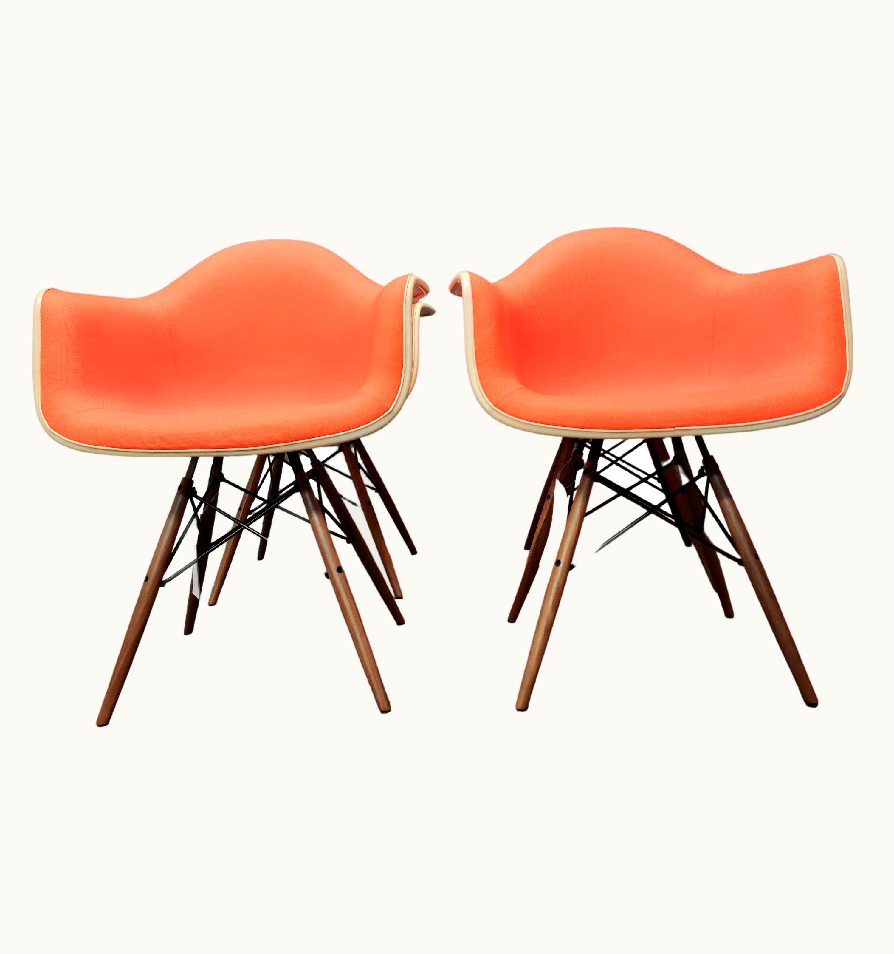 Charles and Ray Eames Charles and Ray Eames Charles & Ray Eames, Herman Miller Set Of 4 Dowel Leg DAW Armchairs Orange