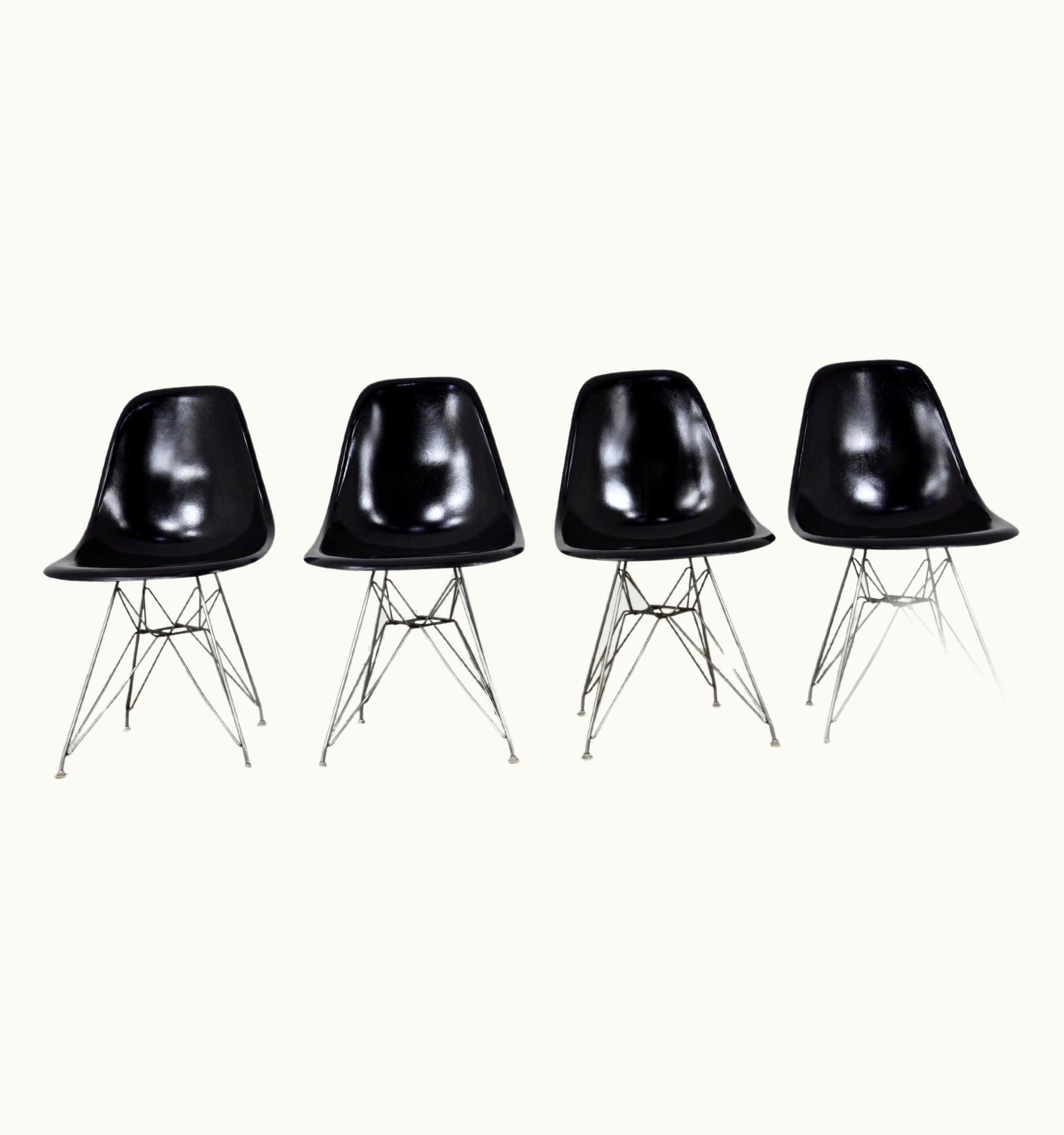 Charles and Ray Eames Charles and Ray Eames DSR Chairs By Charles & Ray Eames For Herman Miller, 1970s