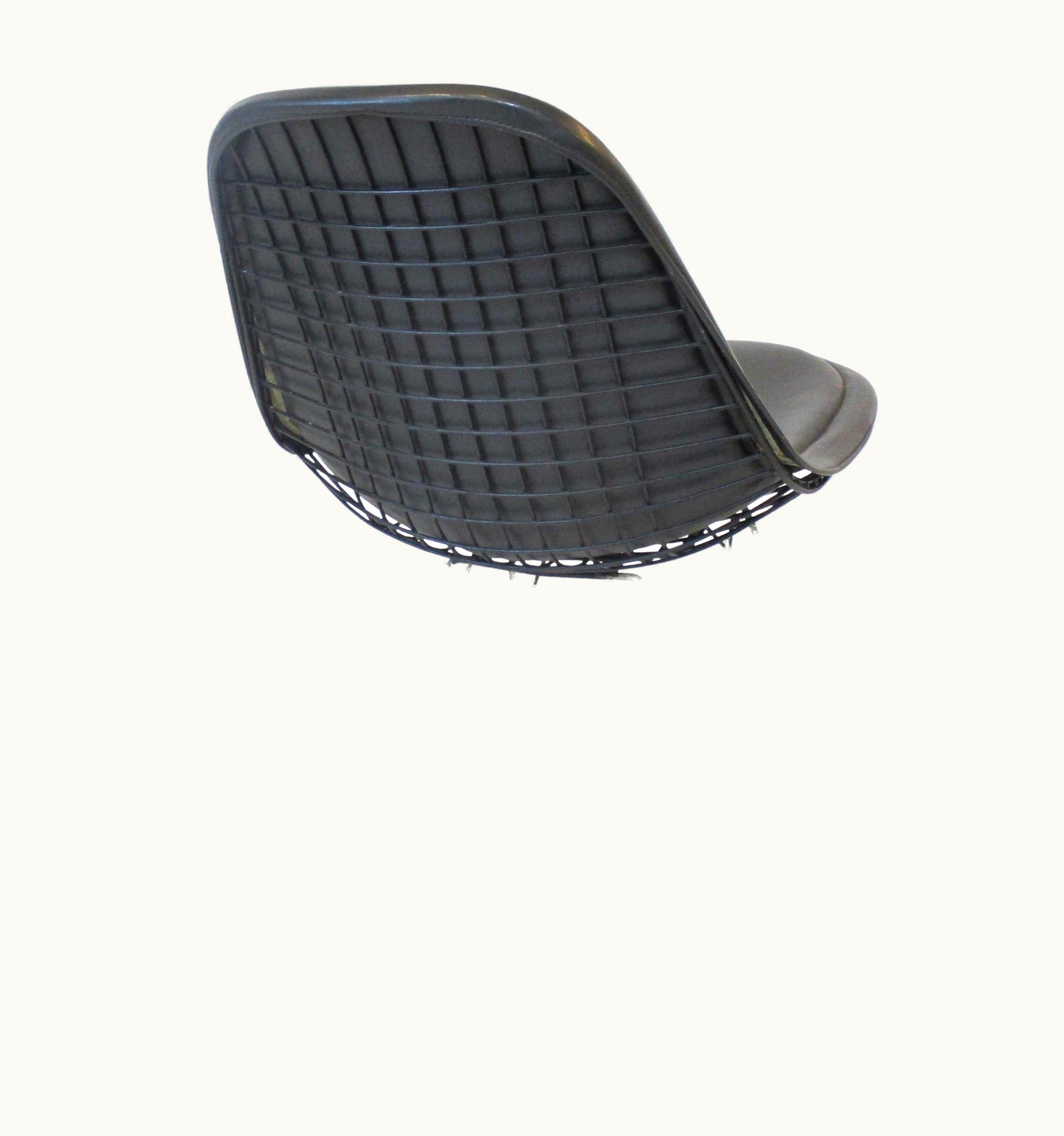 Charles and Ray Eames Charles and Ray Eames Vintage Eames Wire Rocking Chair For Herman Miller