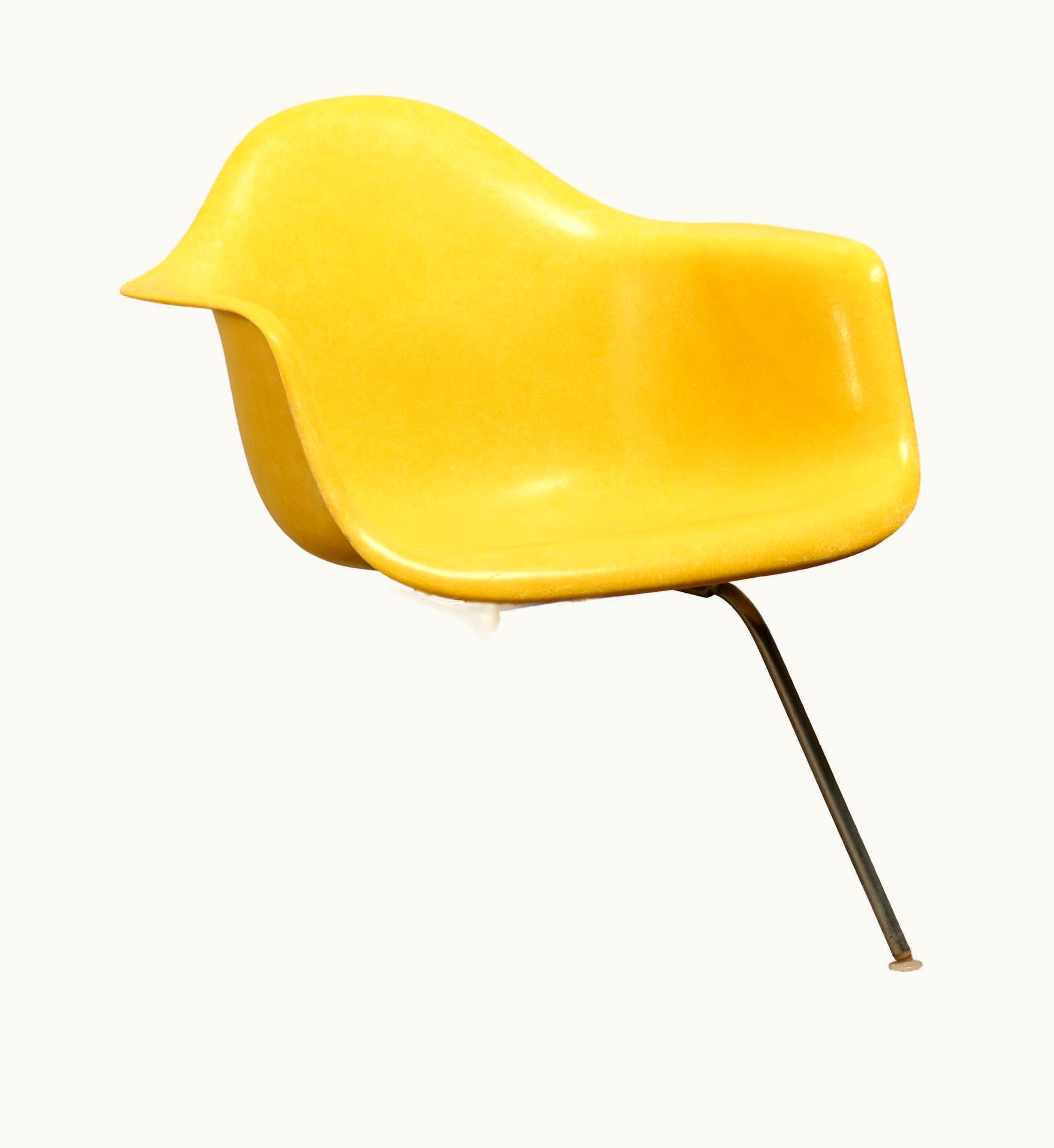 Charles Eames;Charles and Ray Eames Charles & Ray Eames Max Armchair In Canary Yellow Fiberglass For Herman Miller
