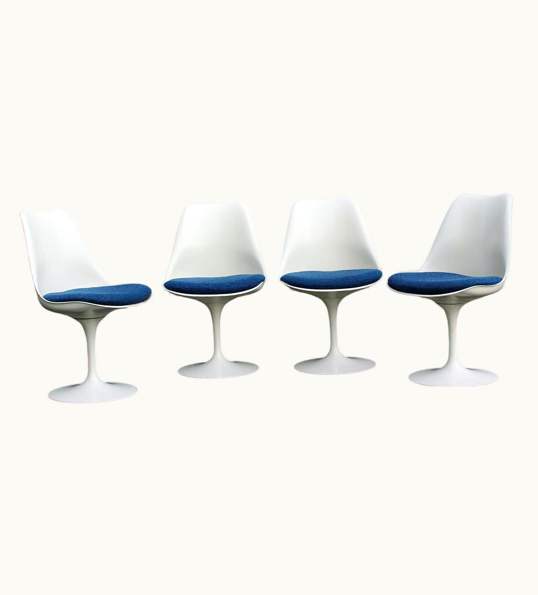 Eero Saarinen Eero Saarinen Early Production Saarinen Tulip Dining Chairs