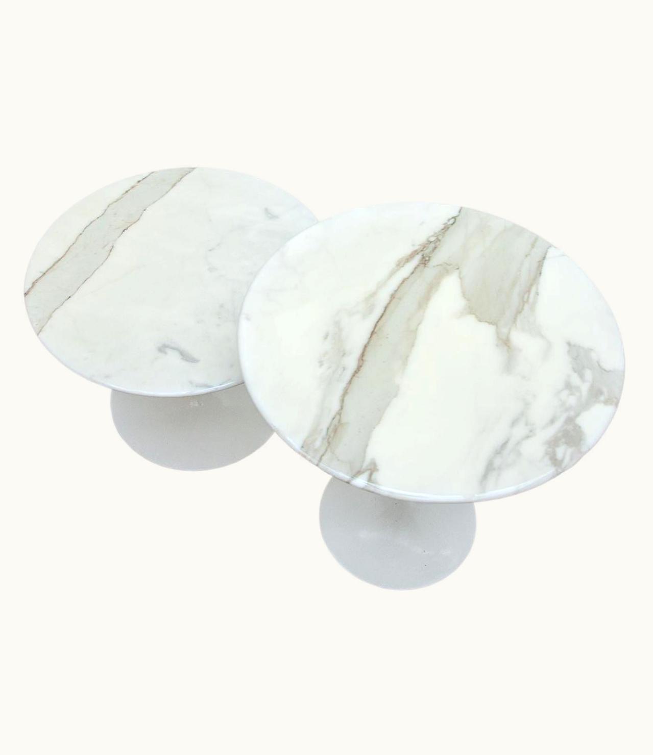 Eero Saarinen Eero Saarinen Set Of Two Eero Saarinen Sofa Side Tables In White Marble For Knoll, Labeled