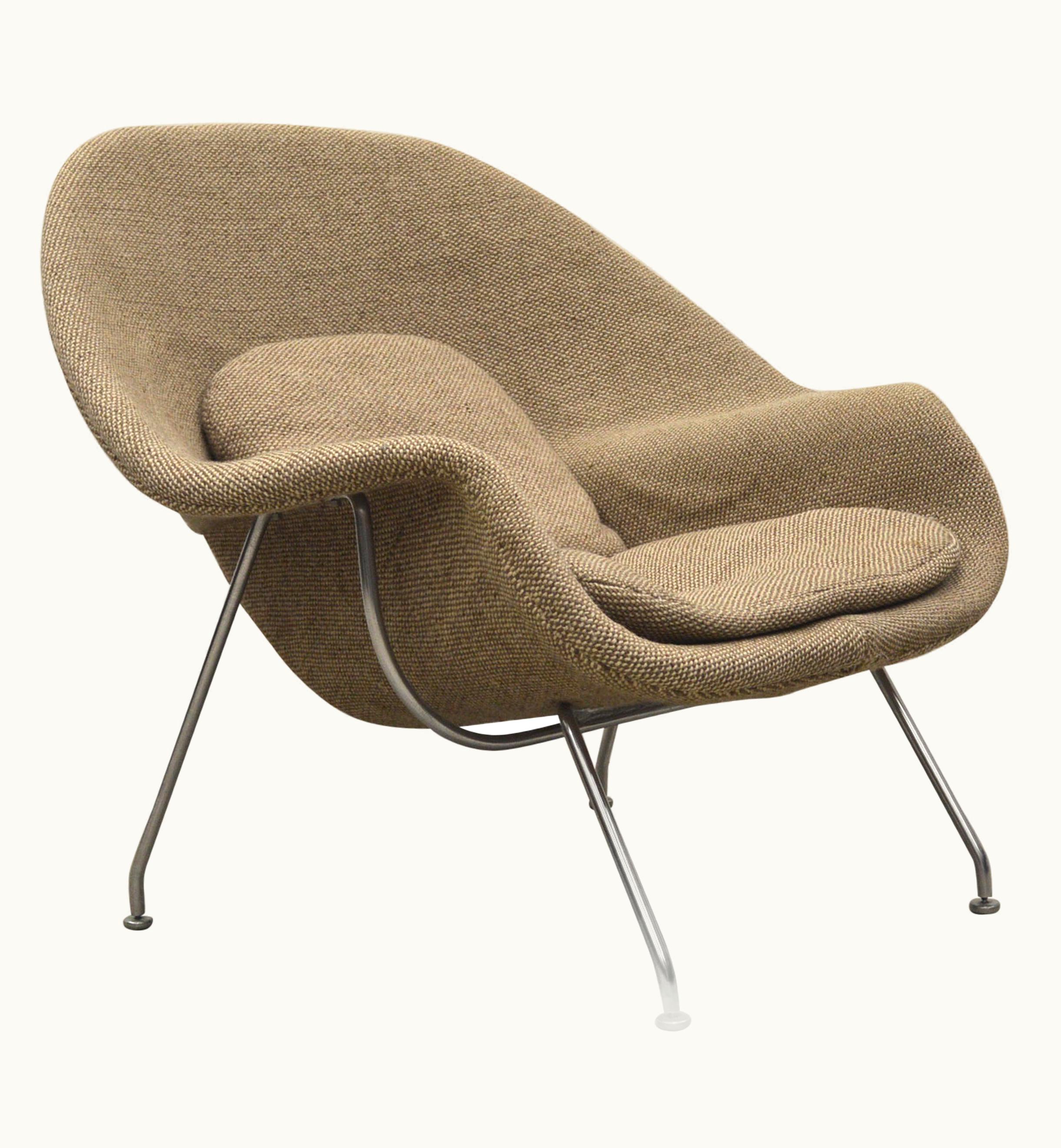 Eero Saarinen Eero Saarinen Early Wool Womb Chair By Eero Saarinen For Knoll, 1960s