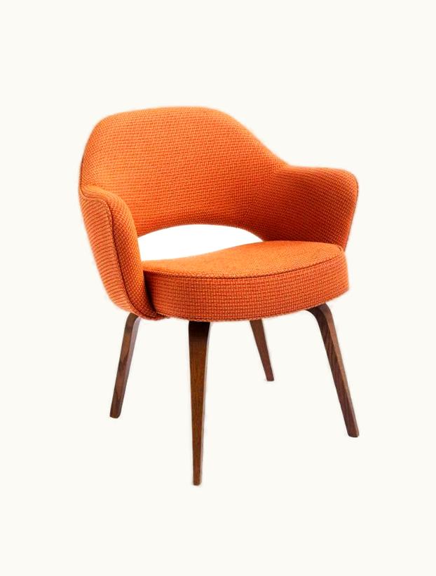 Eero Saarinen Eero Saarinen Knoll Upholstered Executive Chairs By Eero Saarinen