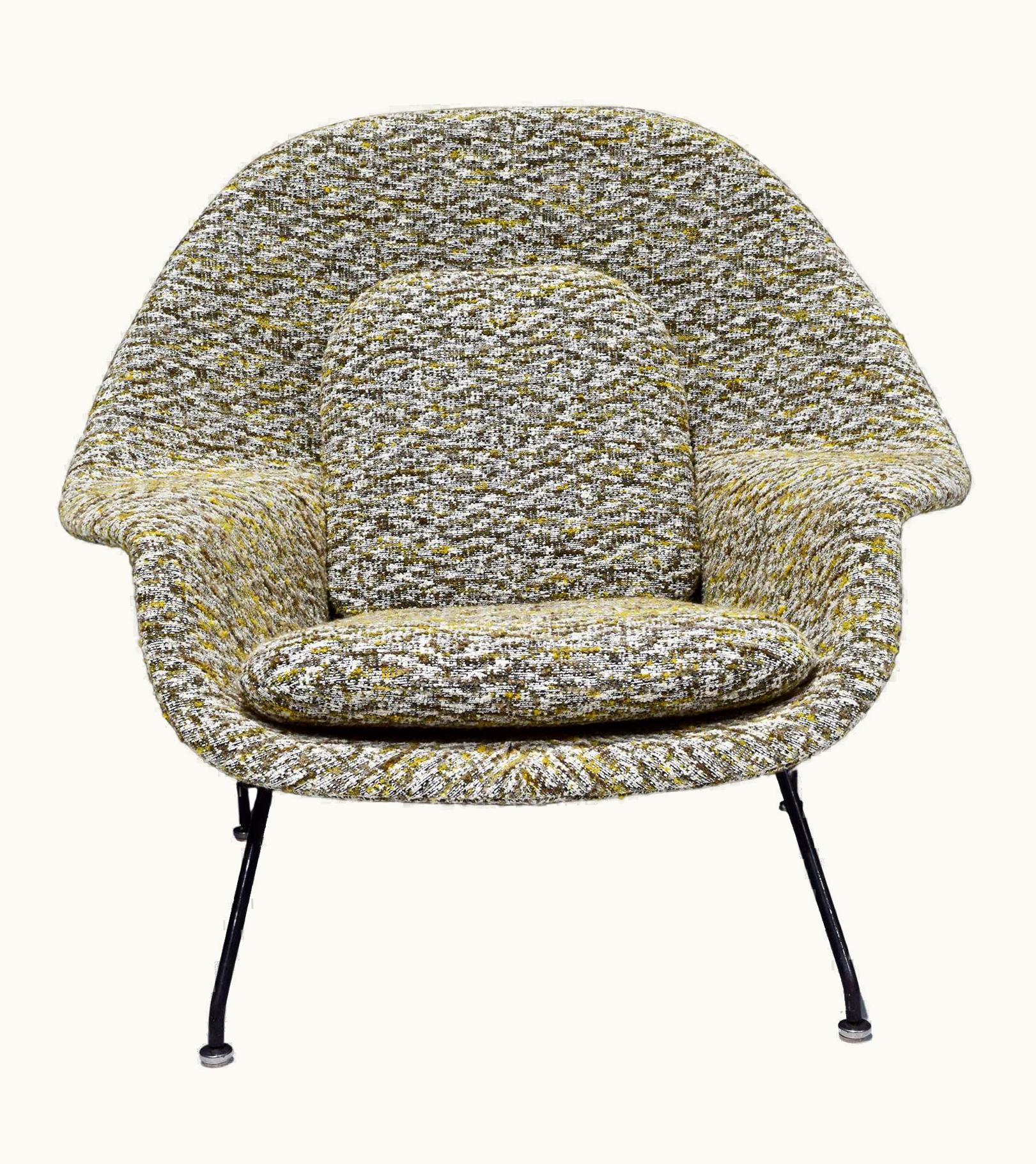 Eero Saarinen Eero Saarinen For Knoll Womb Chair Is French Boucle
