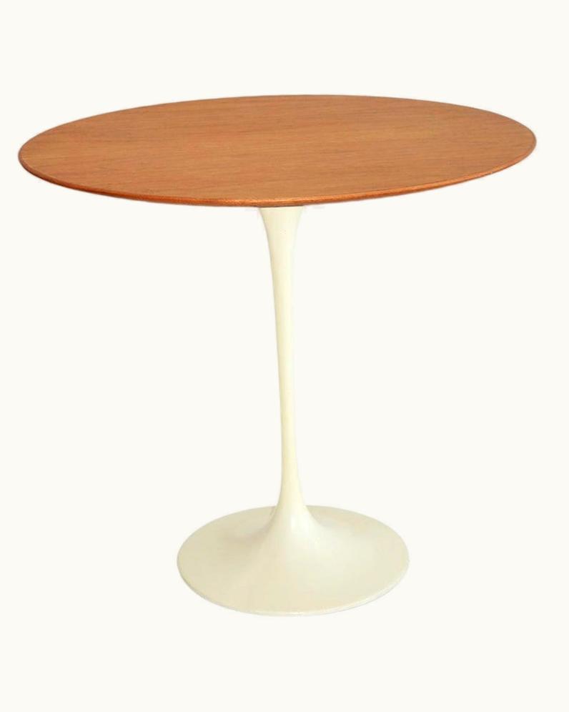 Eero Saarinen Eero Saarinen Oval Walnut Tulip Side Table Saarinen For Knoll 1960s