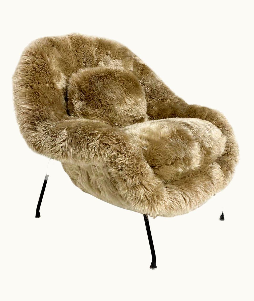 Eero Saarinen Eero Saarinen Forsyth Bespoke Womb Chair And Ottoman In New Zealand Sheepskin, Smokey Taupe