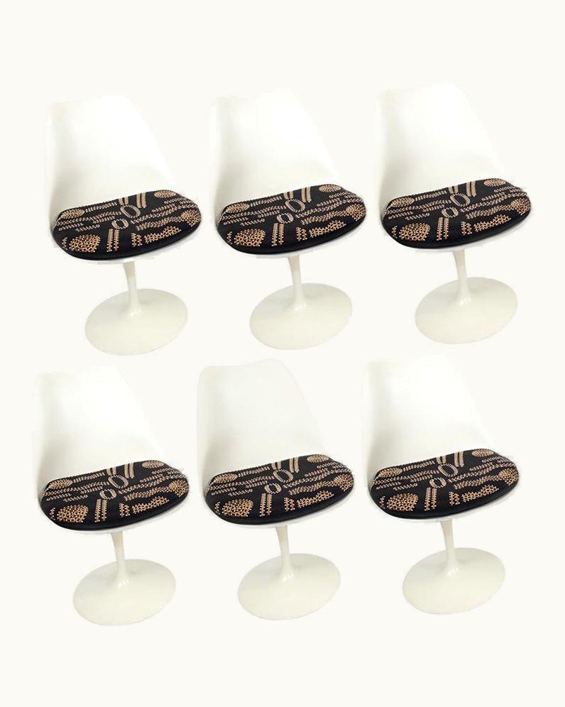 Eero Saarinen Eero Saarinen Set Of 6 Eero Saarinen Tulip Chairs