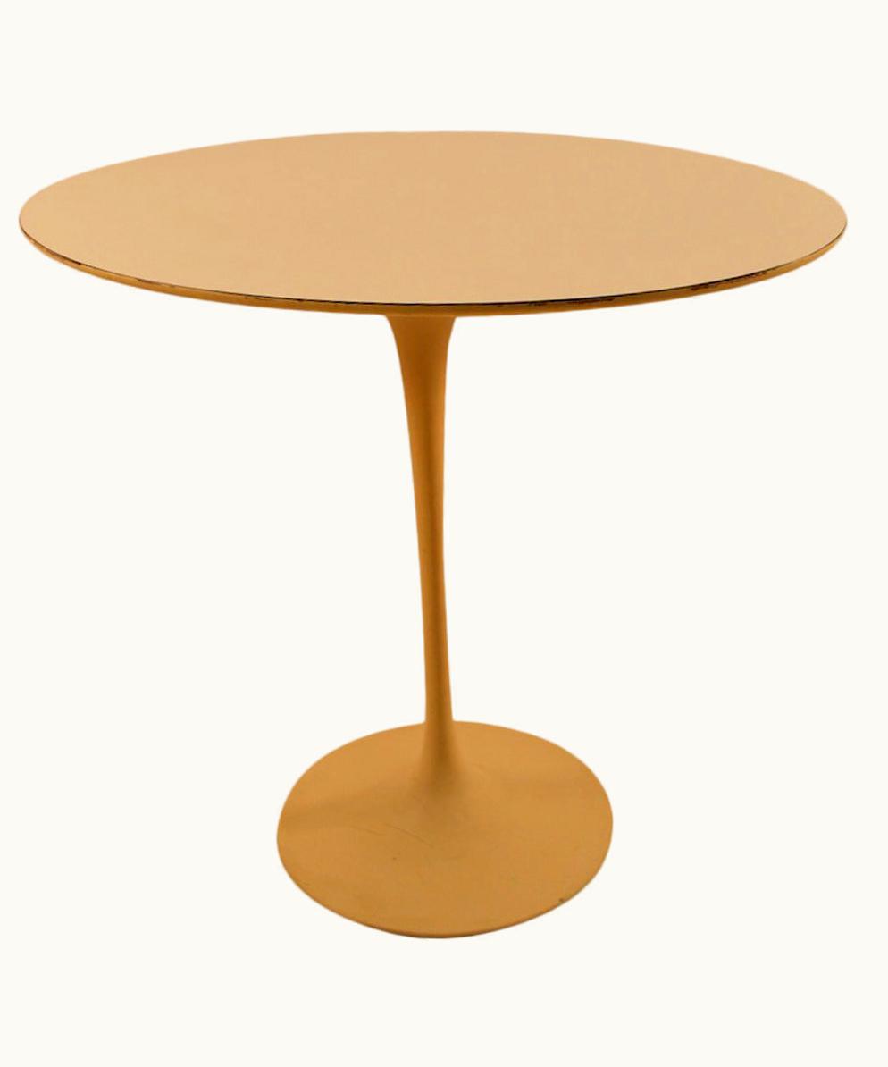 Eero Saarinen Eero Saarinen Knoll Tulip Table