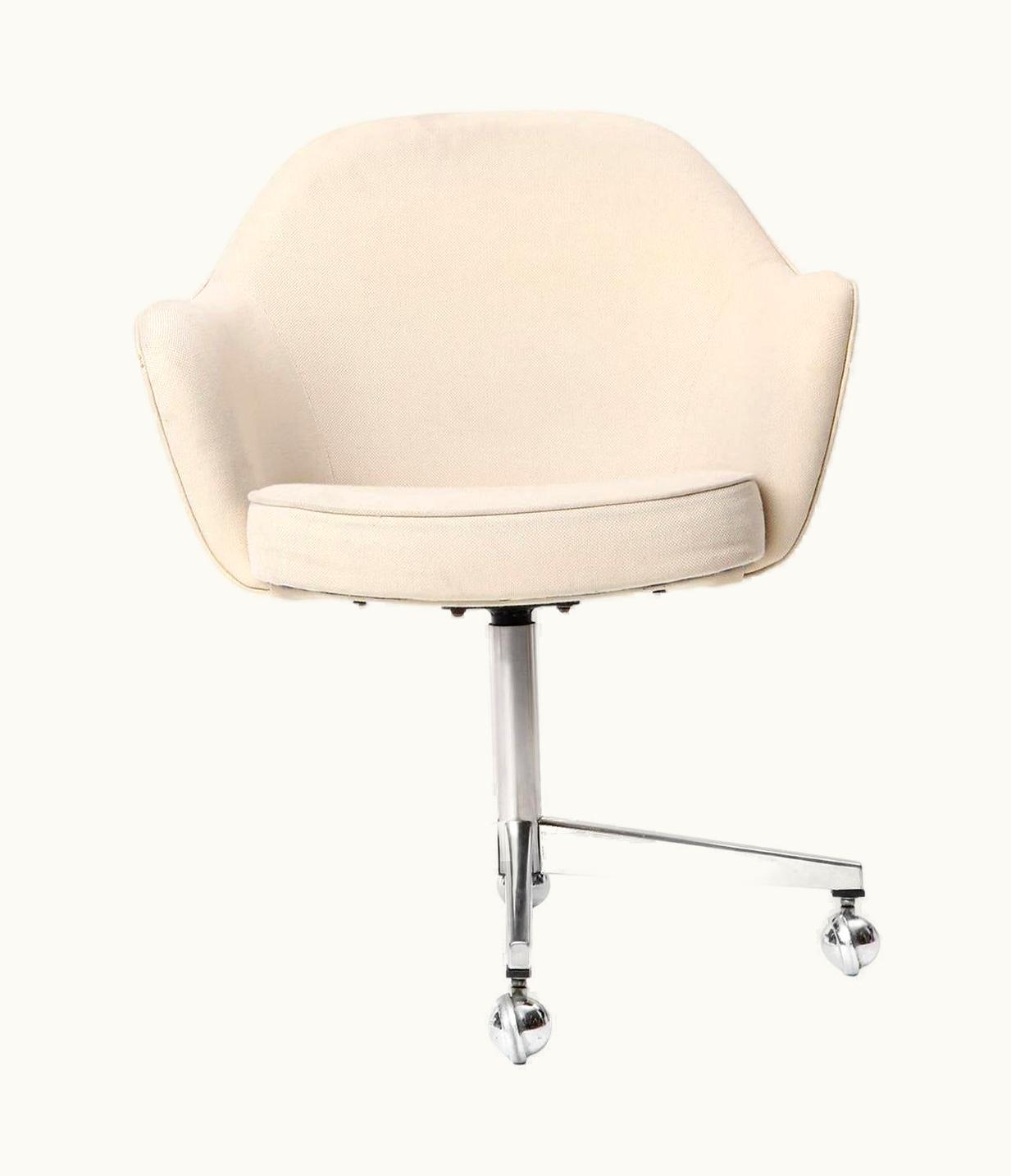 Eero Saarinen Eero Saarinen Swiveling Armchair By Eero Saarinen For Knoll